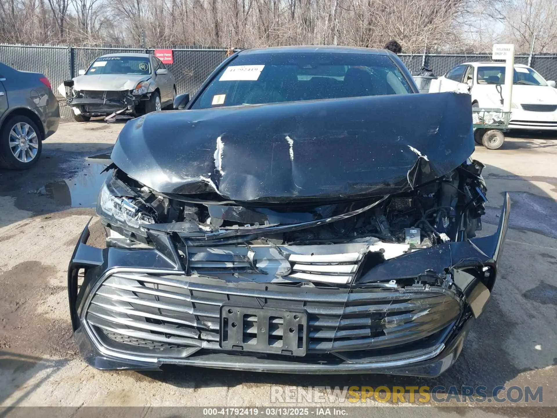 11 Photograph of a damaged car 4T1JZ1FB7LU055630 TOYOTA AVALON 2020