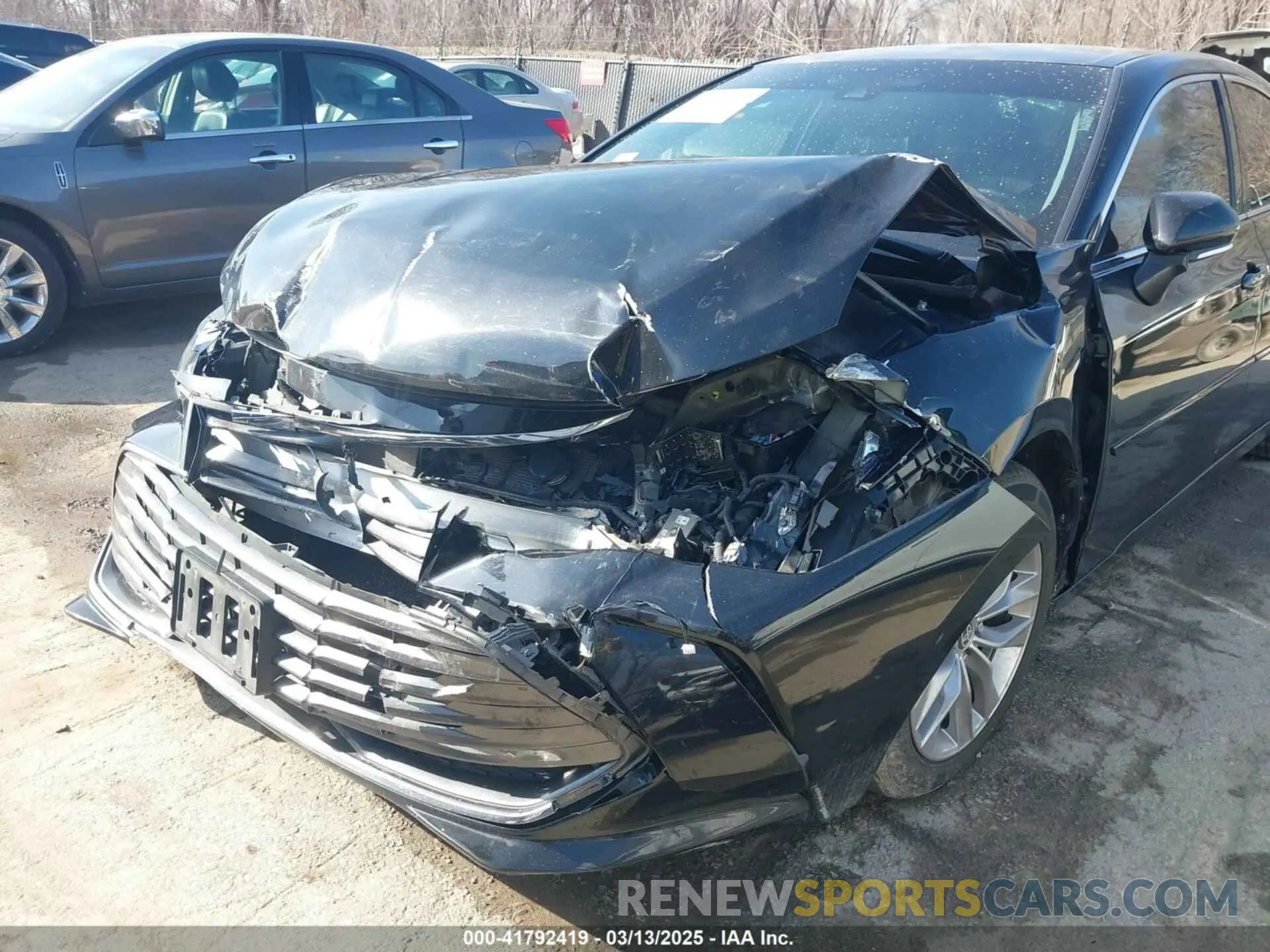6 Photograph of a damaged car 4T1JZ1FB7LU055630 TOYOTA AVALON 2020