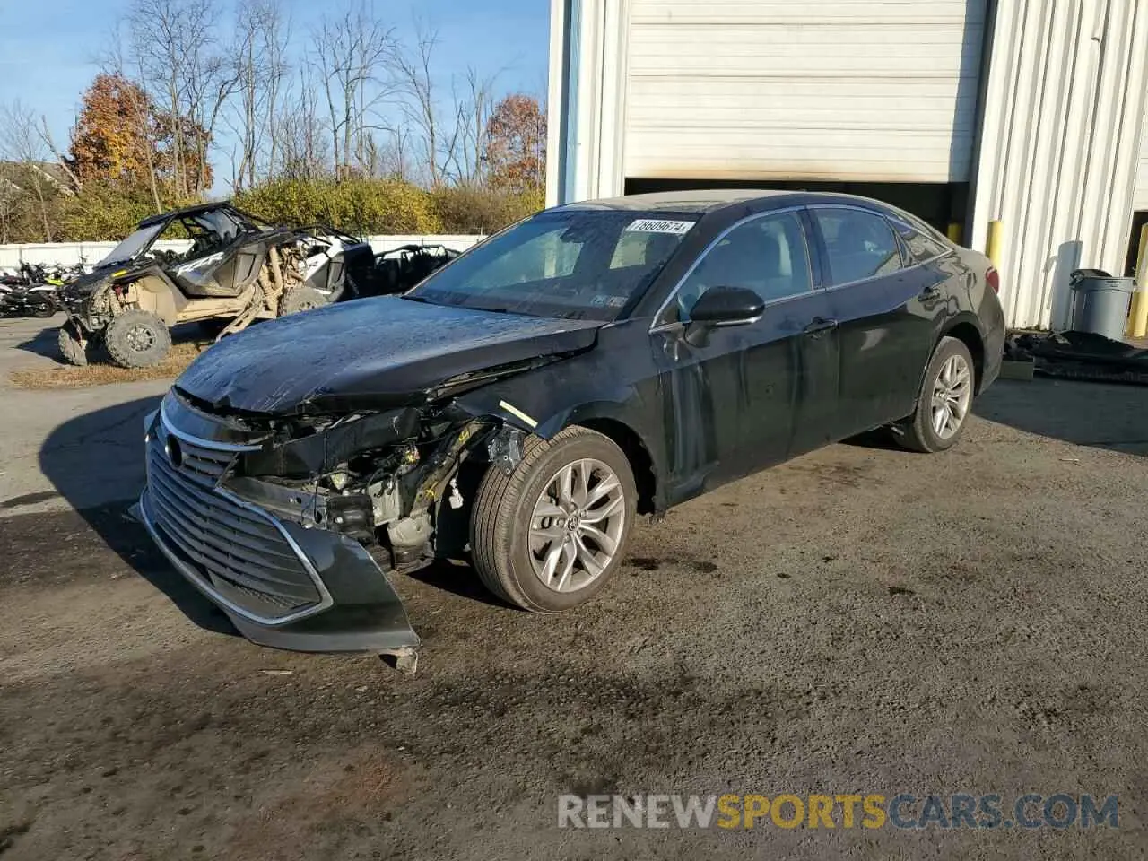 1 Photograph of a damaged car 4T1JZ1FB9LU053717 TOYOTA AVALON 2020