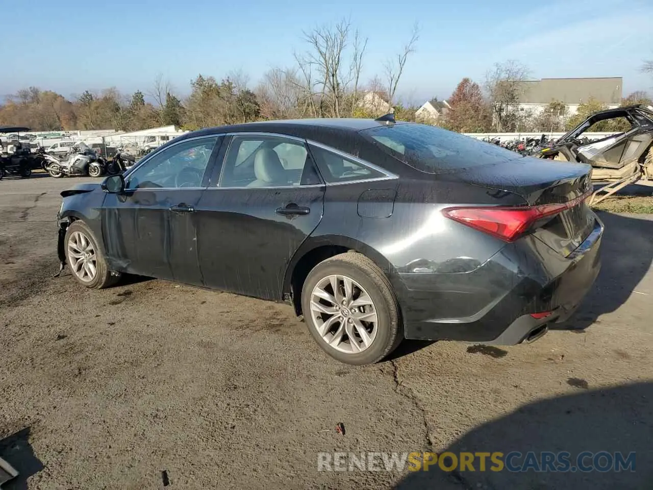2 Photograph of a damaged car 4T1JZ1FB9LU053717 TOYOTA AVALON 2020