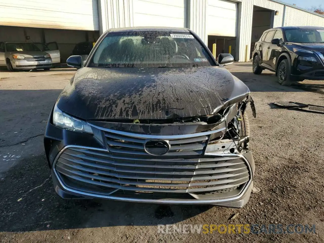 5 Photograph of a damaged car 4T1JZ1FB9LU053717 TOYOTA AVALON 2020