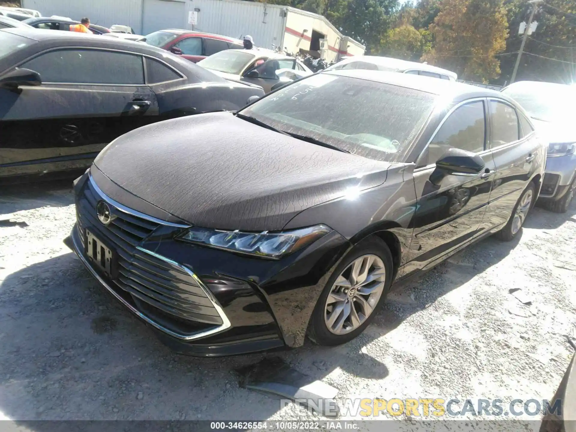 2 Photograph of a damaged car 4T1JZ1FB9LU055256 TOYOTA AVALON 2020