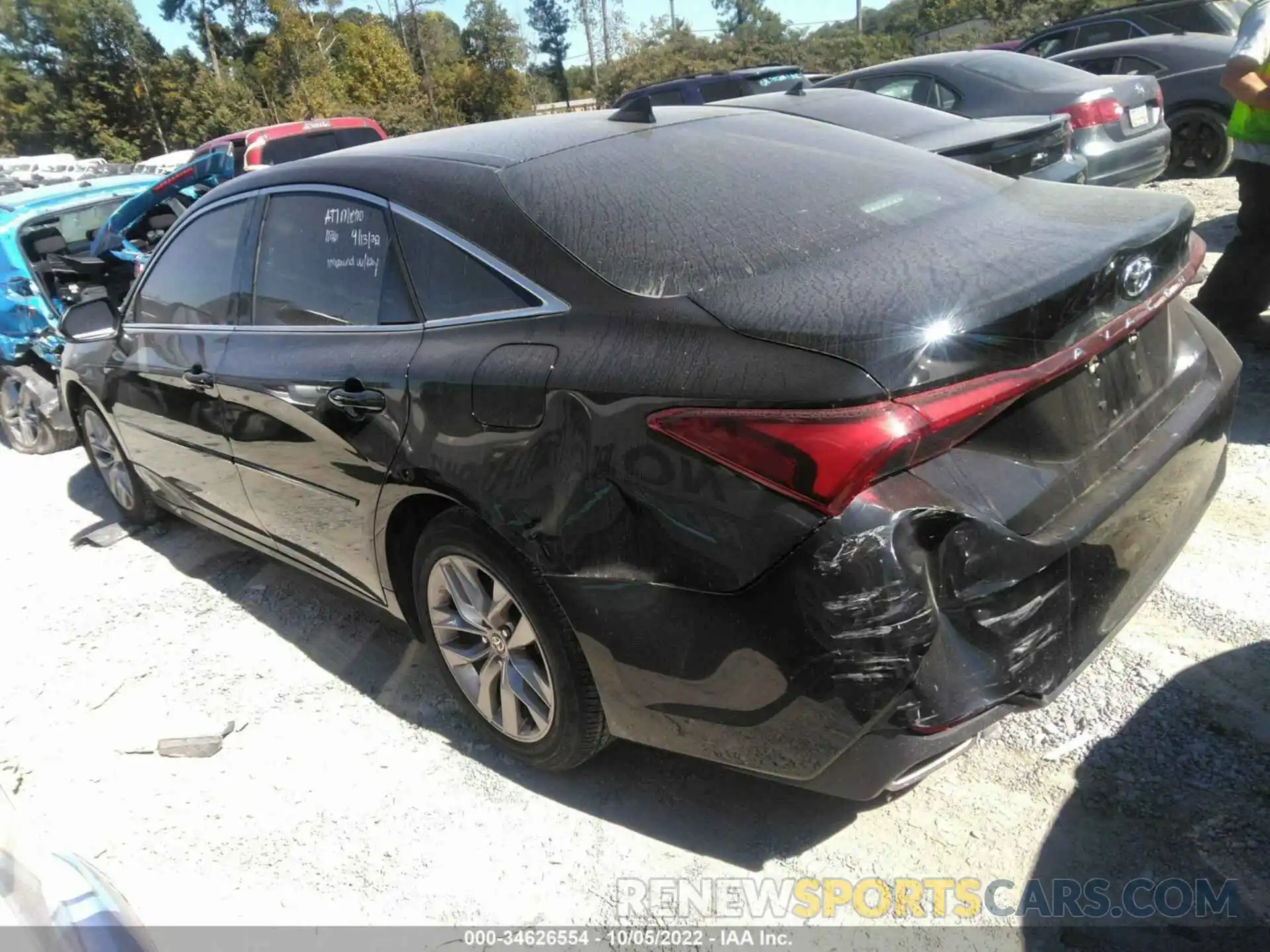 3 Photograph of a damaged car 4T1JZ1FB9LU055256 TOYOTA AVALON 2020