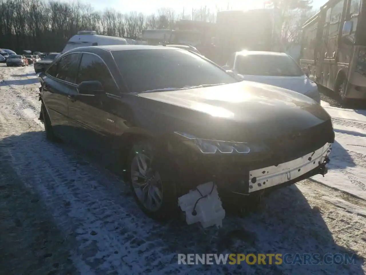 1 Photograph of a damaged car 4T1AA1AB0MU007306 TOYOTA AVALON 2021