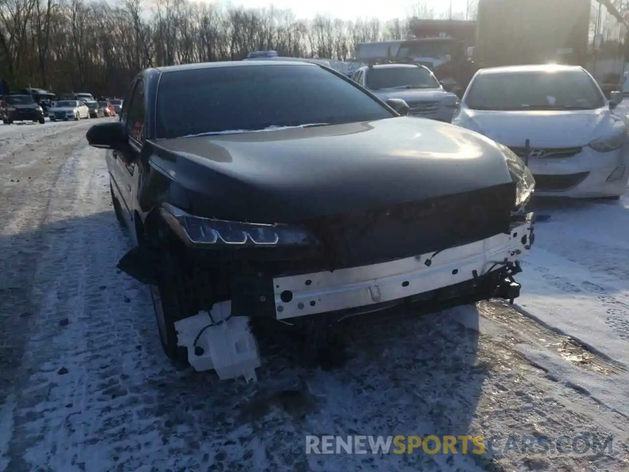 9 Photograph of a damaged car 4T1AA1AB0MU007306 TOYOTA AVALON 2021