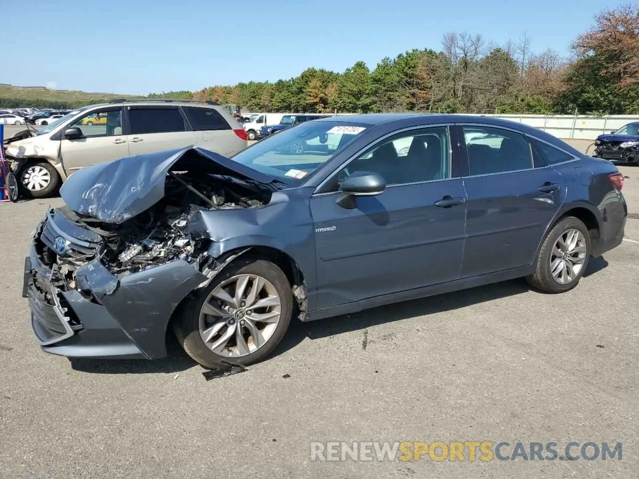 1 Photograph of a damaged car 4T1AA1AB2MU002673 TOYOTA AVALON 2021