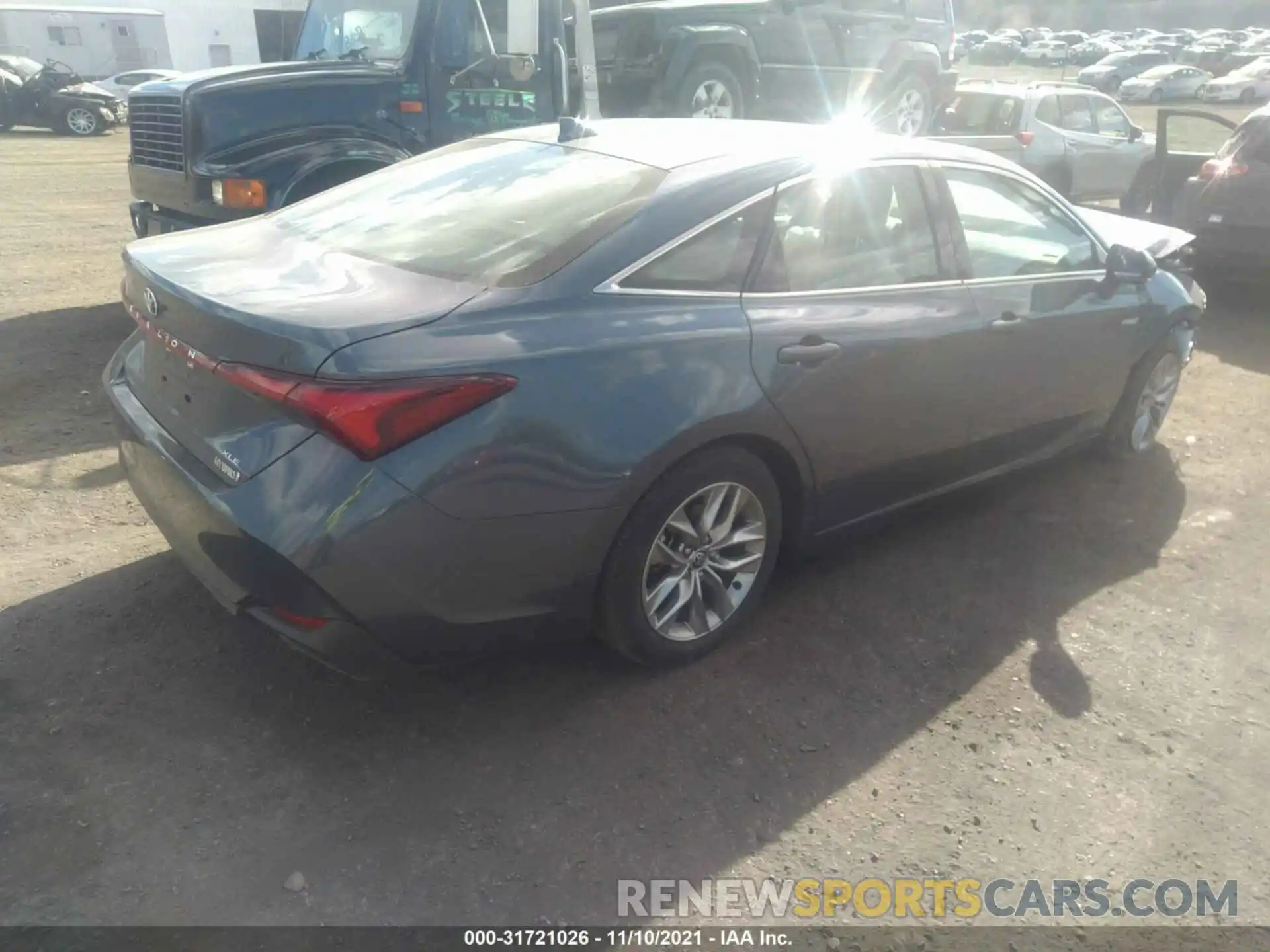 4 Photograph of a damaged car 4T1AA1AB4MU003145 TOYOTA AVALON 2021