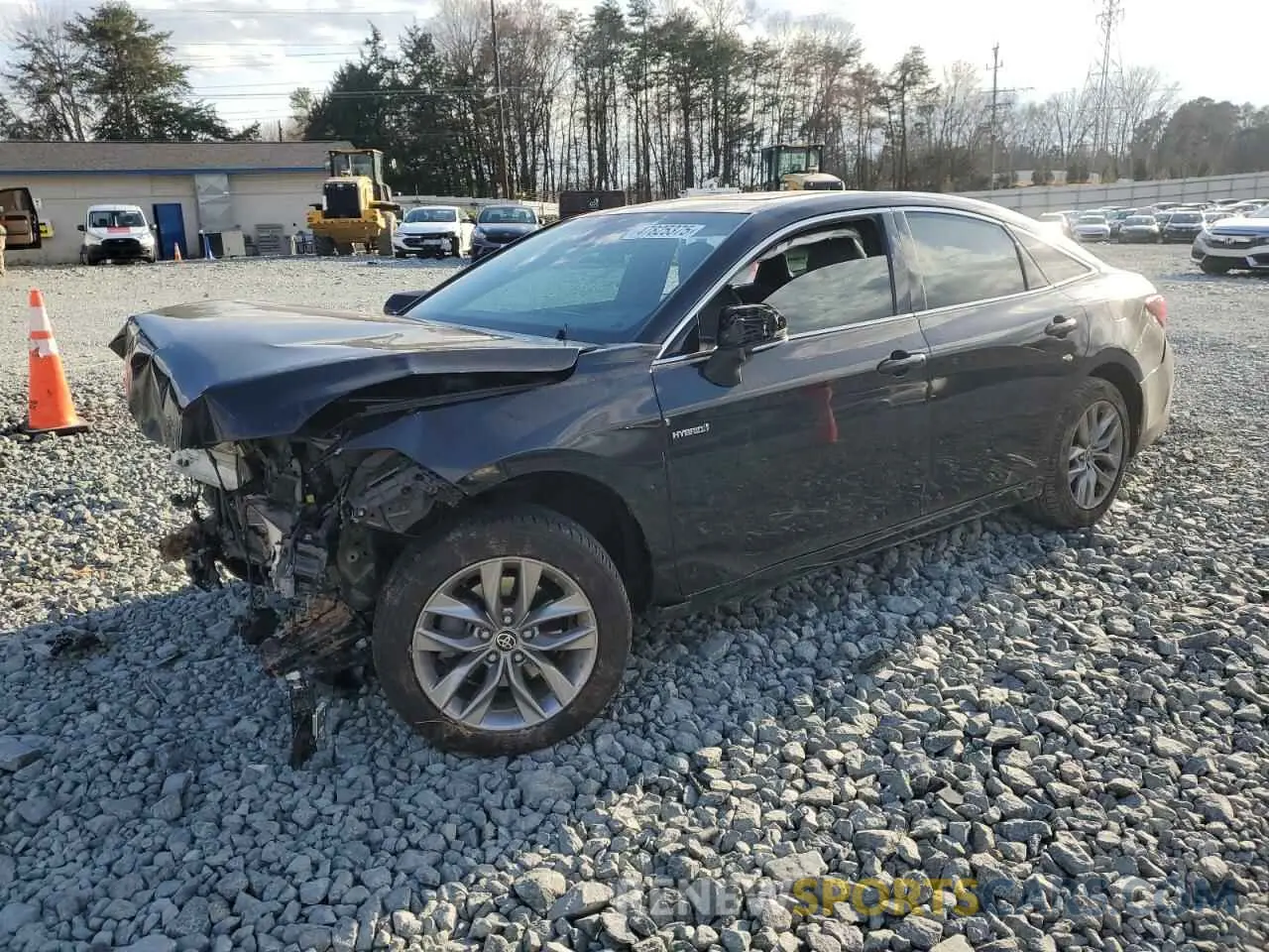 1 Photograph of a damaged car 4T1AA1AB4MU010614 TOYOTA AVALON 2021