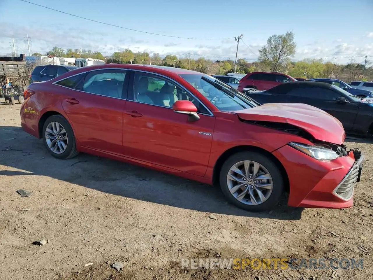 4 Photograph of a damaged car 4T1AA1AB5MU002487 TOYOTA AVALON 2021