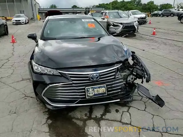 13 Photograph of a damaged car 4T1AA1AB5MU002781 TOYOTA AVALON 2021