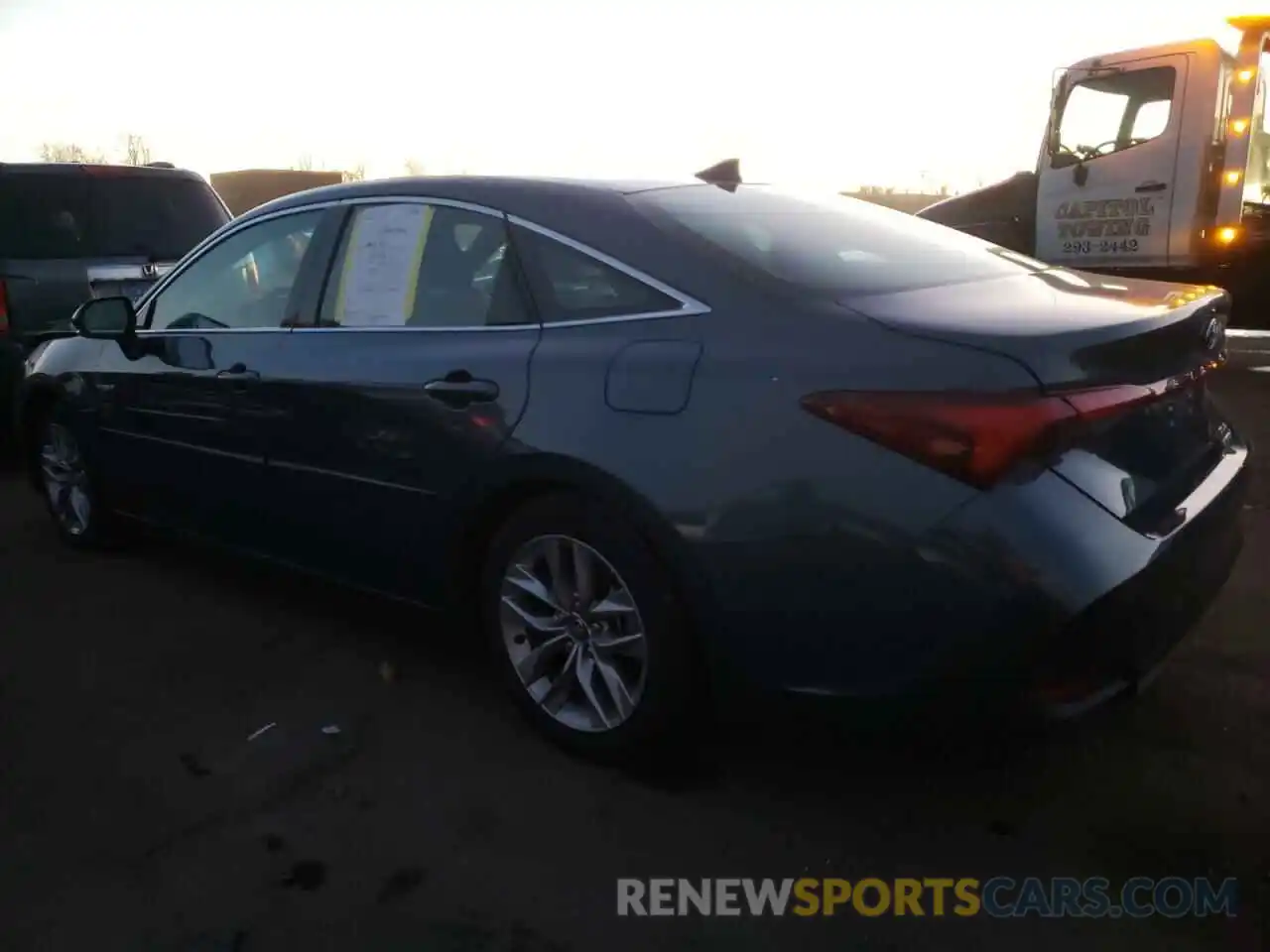 3 Photograph of a damaged car 4T1AA1ABXMU002937 TOYOTA AVALON 2021