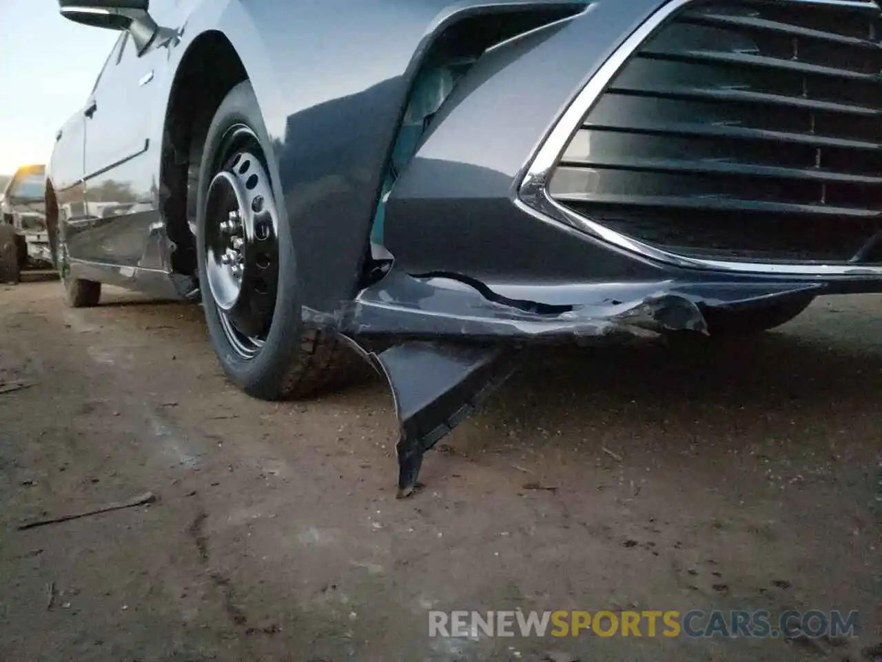 9 Photograph of a damaged car 4T1AA1ABXMU002937 TOYOTA AVALON 2021