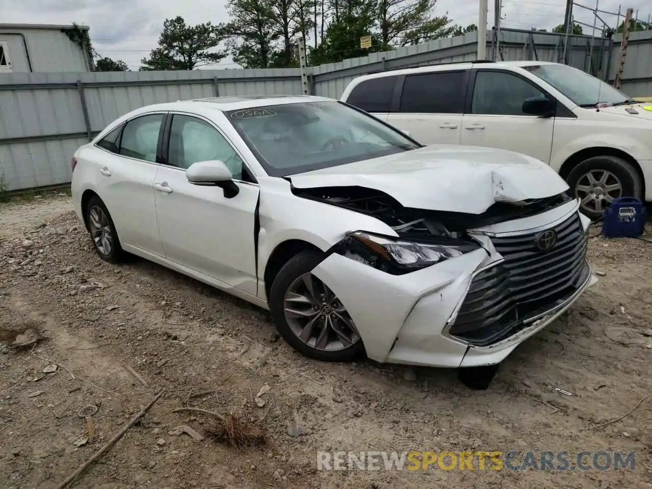 1 Photograph of a damaged car 4T1AZ1FB0MU059973 TOYOTA AVALON 2021