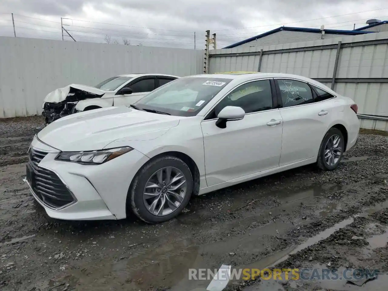 1 Photograph of a damaged car 4T1AZ1FB2MU071056 TOYOTA AVALON 2021