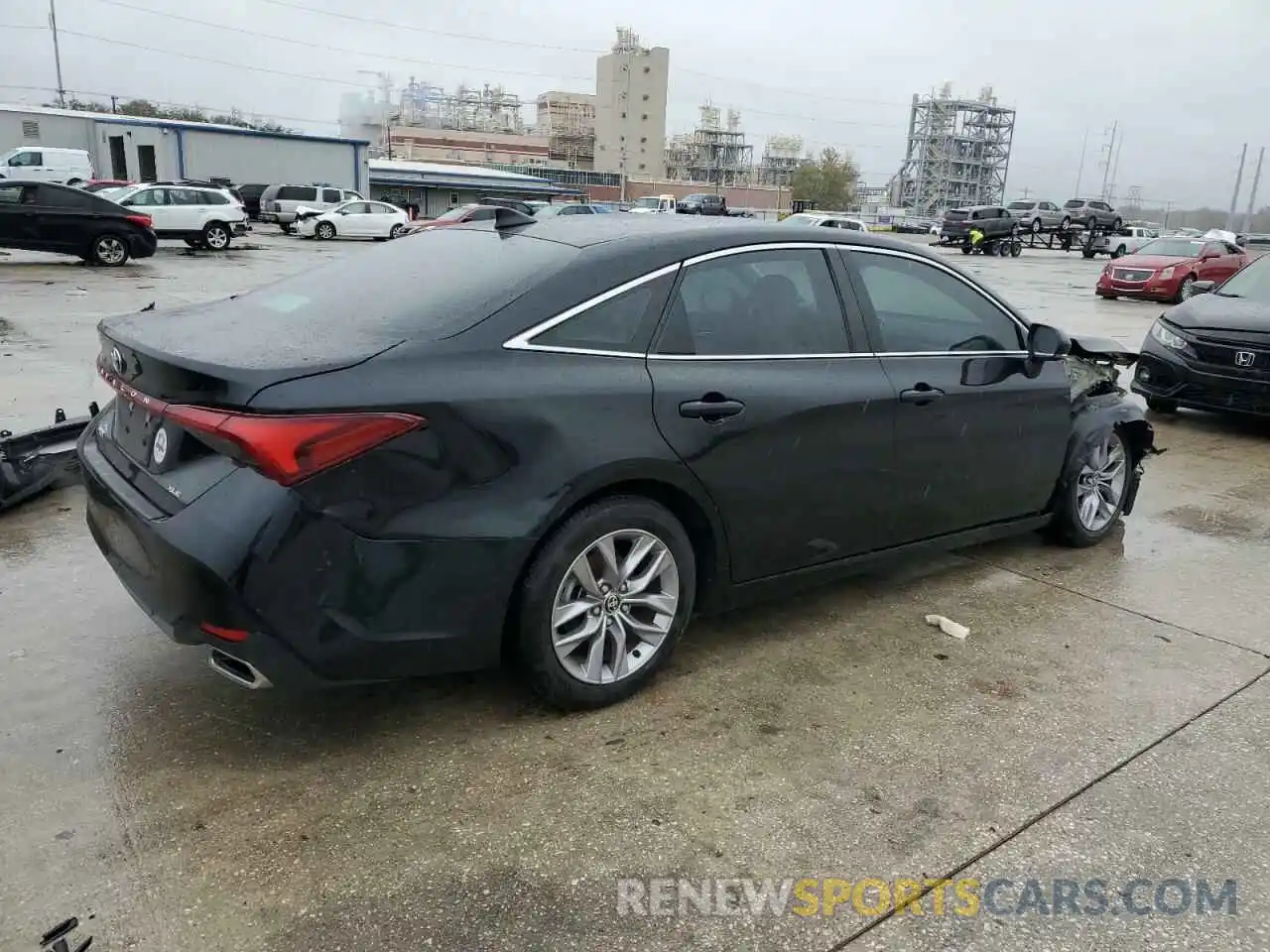 3 Photograph of a damaged car 4T1AZ1FB3MU068053 TOYOTA AVALON 2021