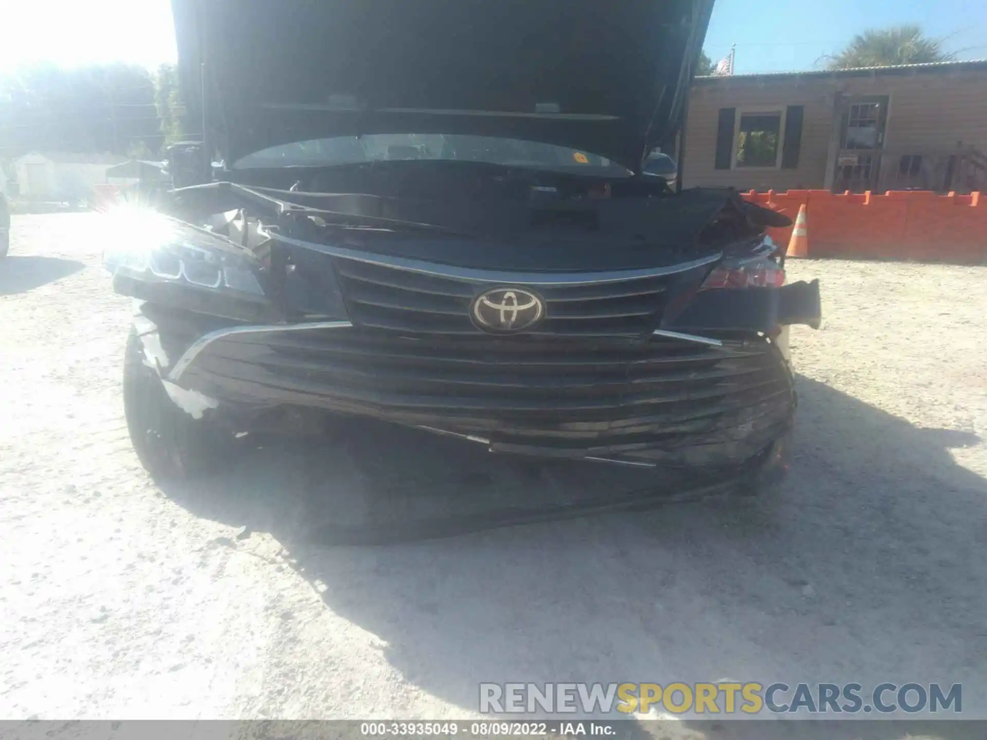 6 Photograph of a damaged car 4T1AZ1FB5MU069432 TOYOTA AVALON 2021