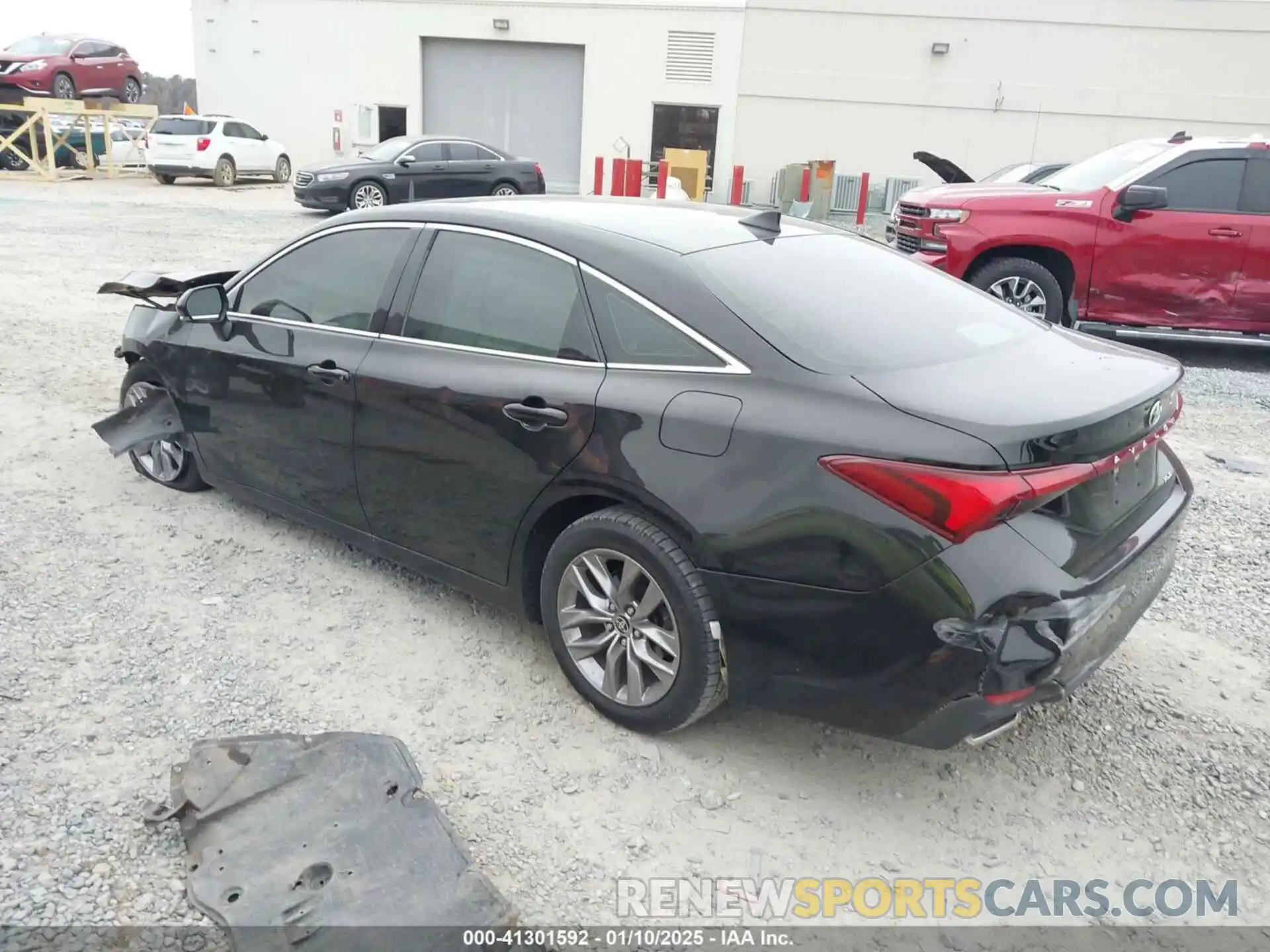 3 Photograph of a damaged car 4T1AZ1FB8MU057890 TOYOTA AVALON 2021