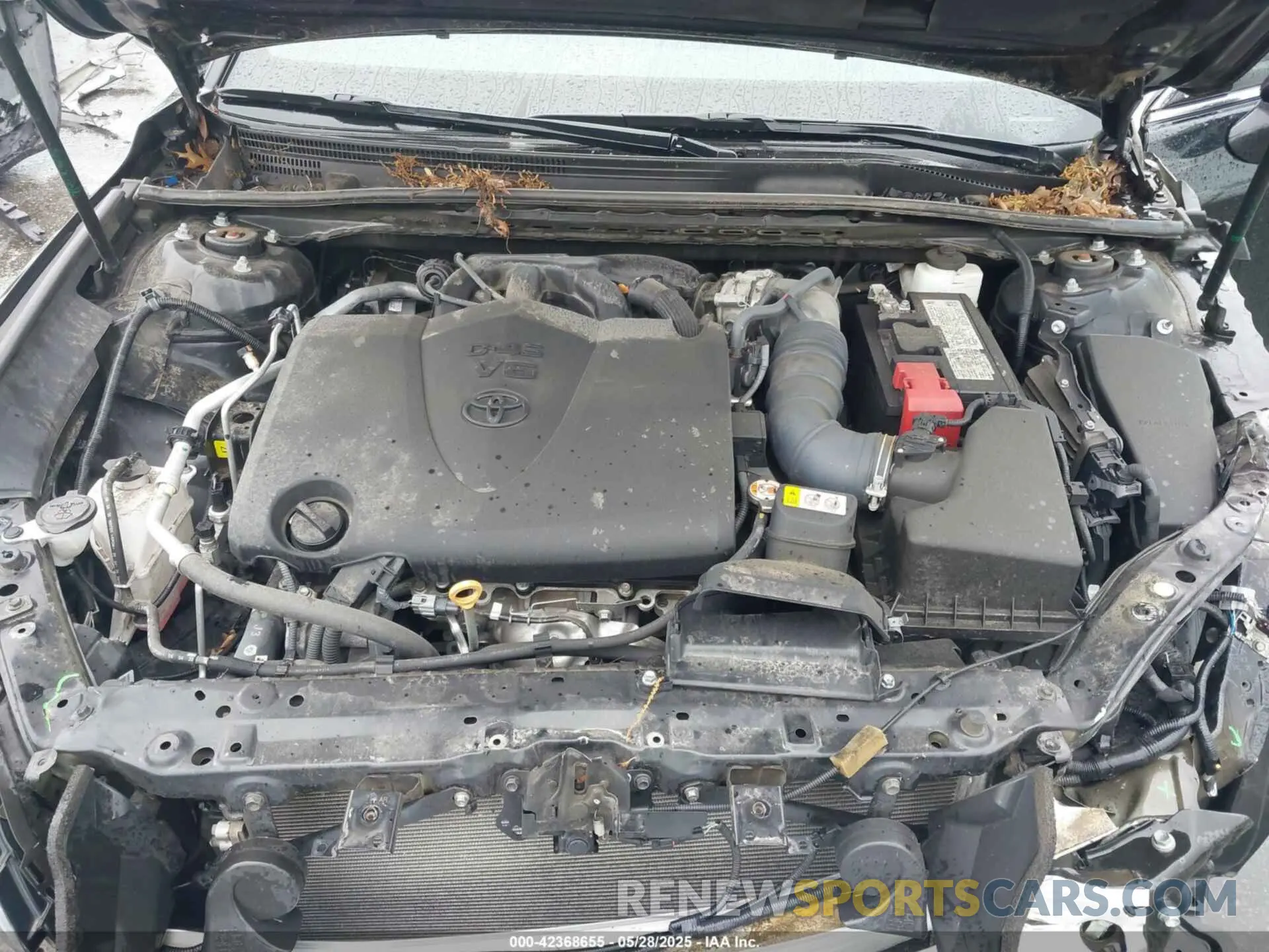 10 Photograph of a damaged car 4T1AZ1FB8MU059364 TOYOTA AVALON 2021