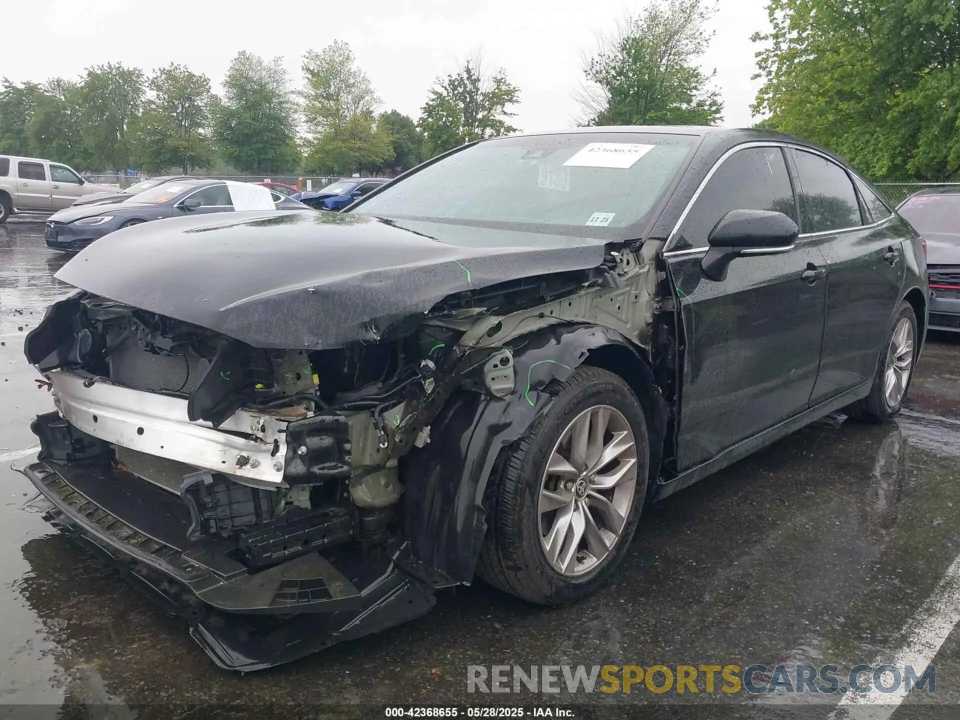 2 Photograph of a damaged car 4T1AZ1FB8MU059364 TOYOTA AVALON 2021