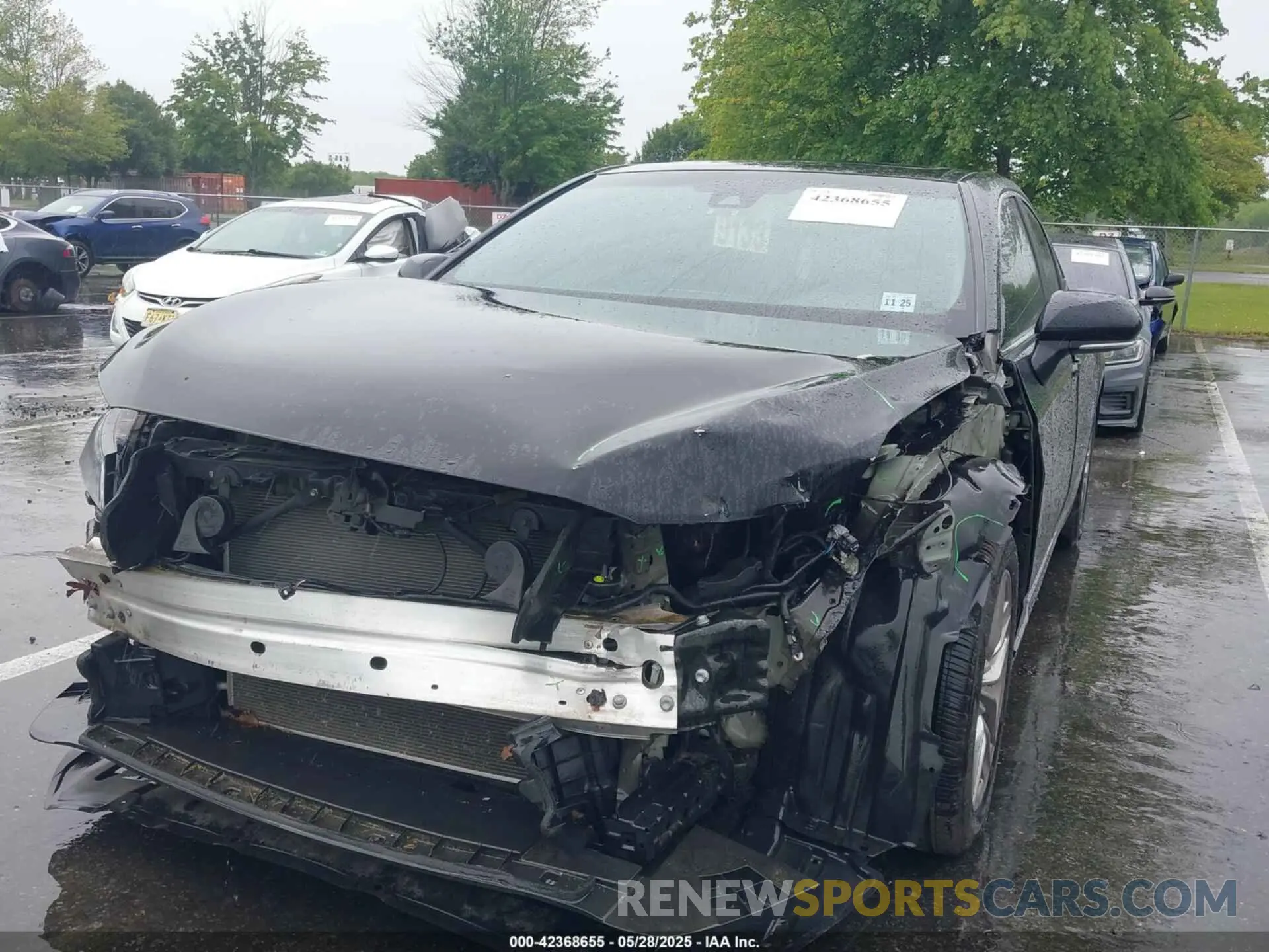 6 Photograph of a damaged car 4T1AZ1FB8MU059364 TOYOTA AVALON 2021
