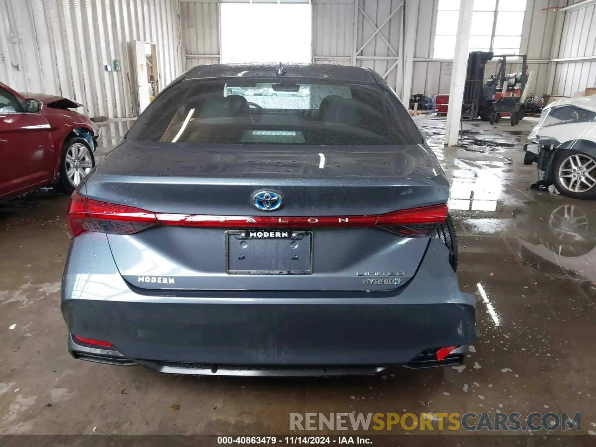 16 Photograph of a damaged car 4T1CA1AB1MU003774 TOYOTA AVALON 2021