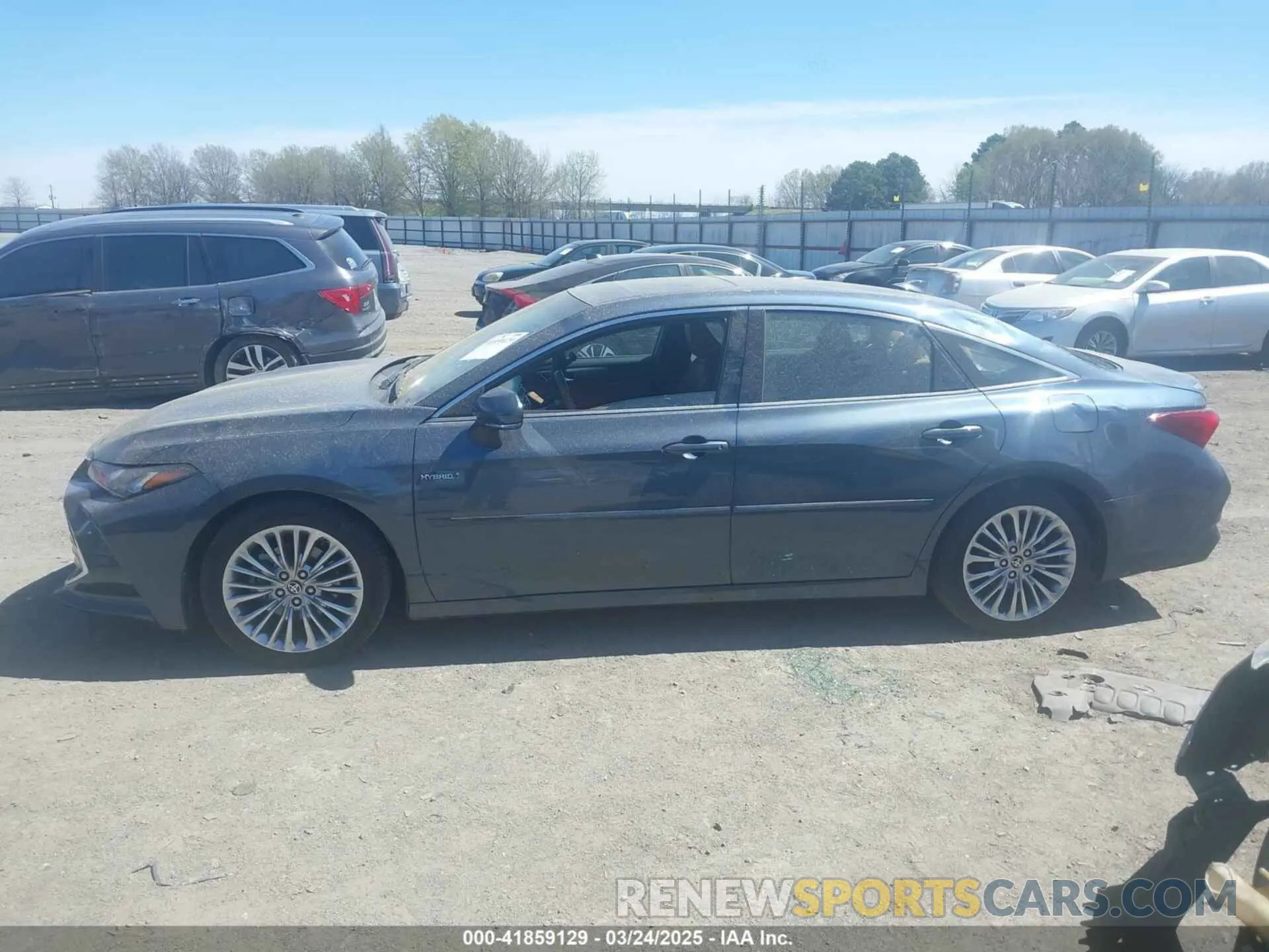 14 Photograph of a damaged car 4T1CA1AB5MU006094 TOYOTA AVALON 2021