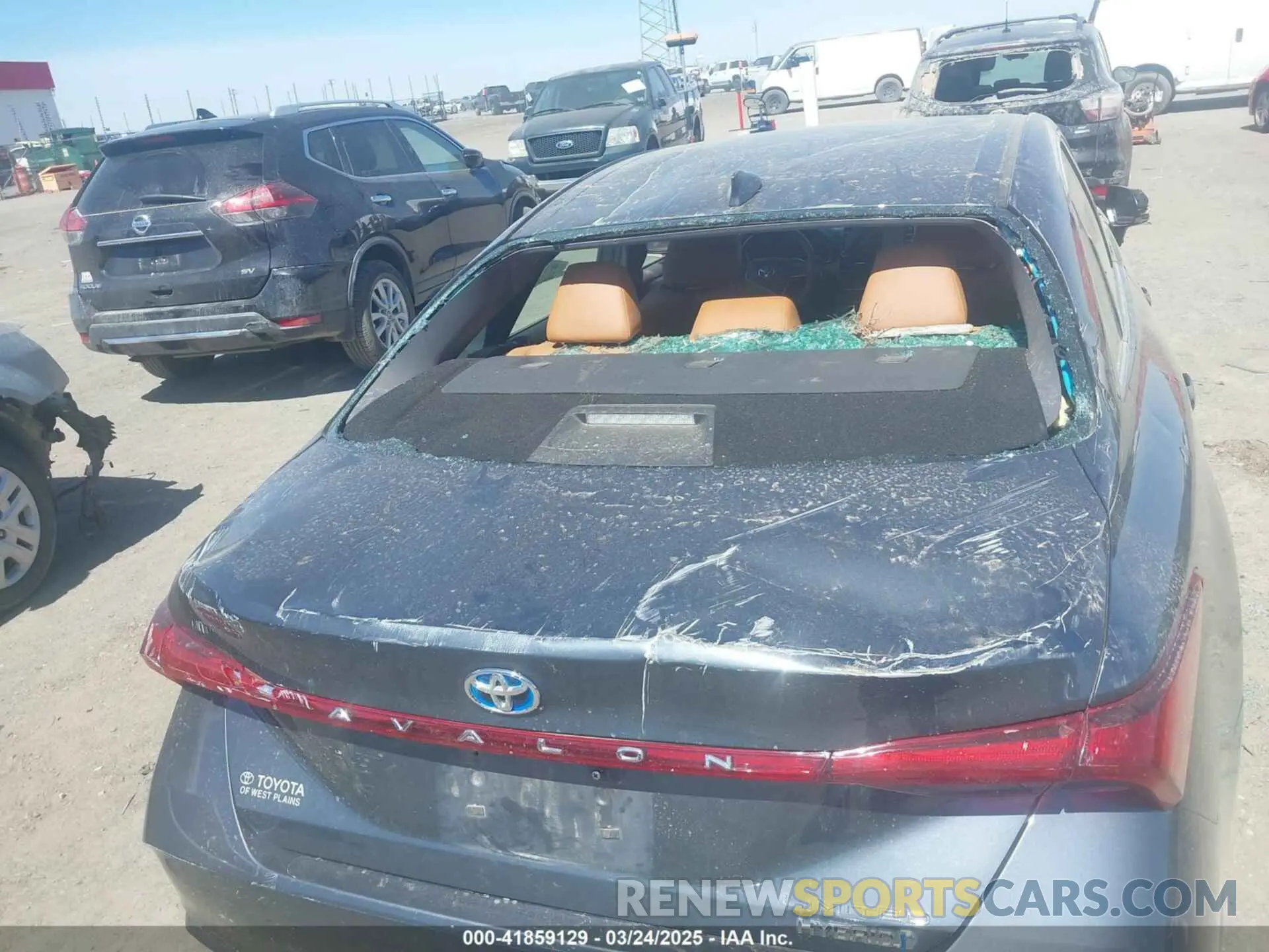 6 Photograph of a damaged car 4T1CA1AB5MU006094 TOYOTA AVALON 2021