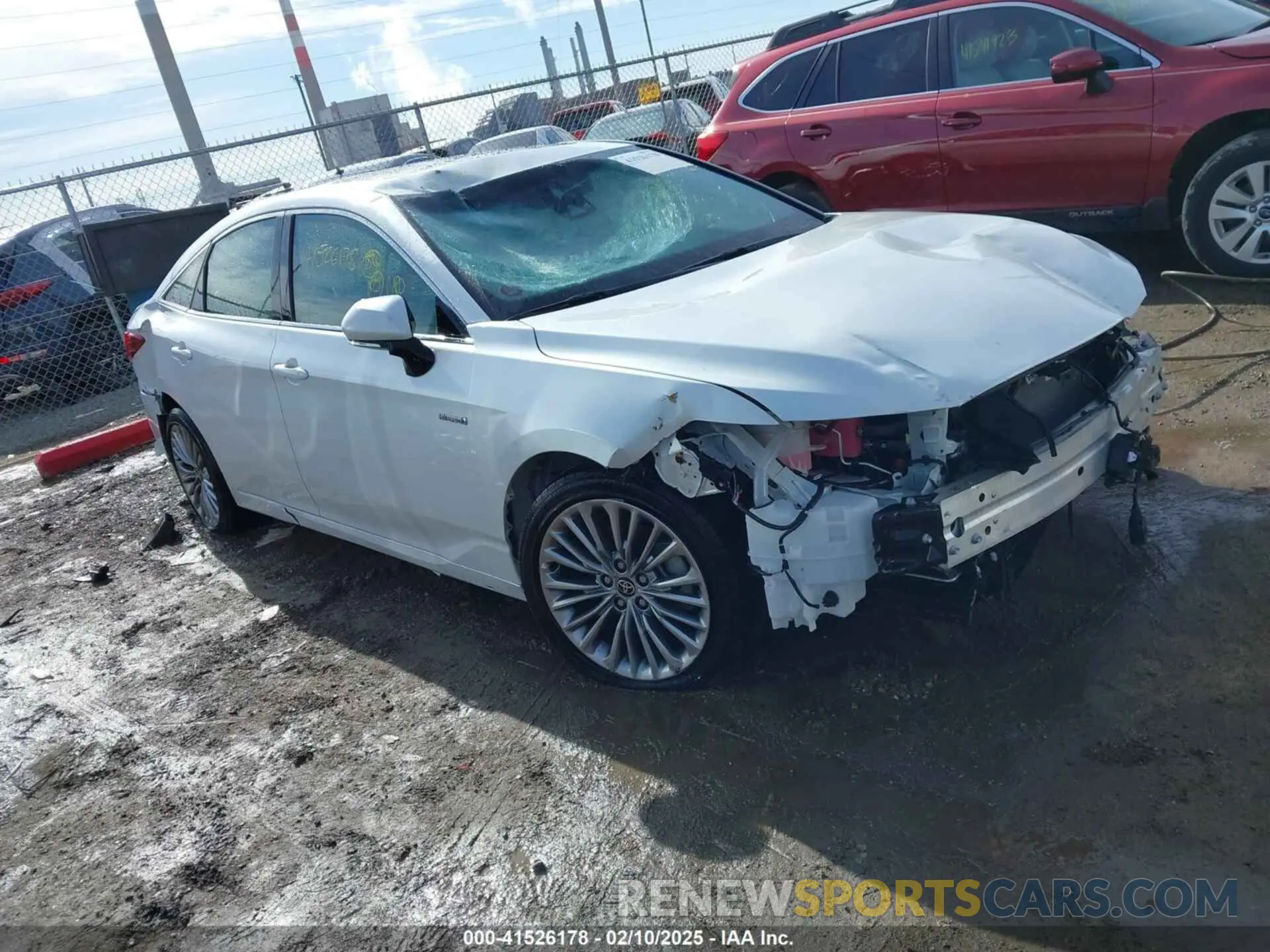 1 Photograph of a damaged car 4T1CA1AB5MU007830 TOYOTA AVALON 2021