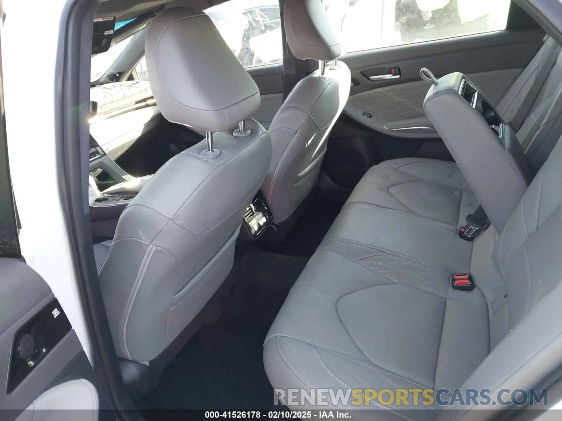 8 Photograph of a damaged car 4T1CA1AB5MU007830 TOYOTA AVALON 2021