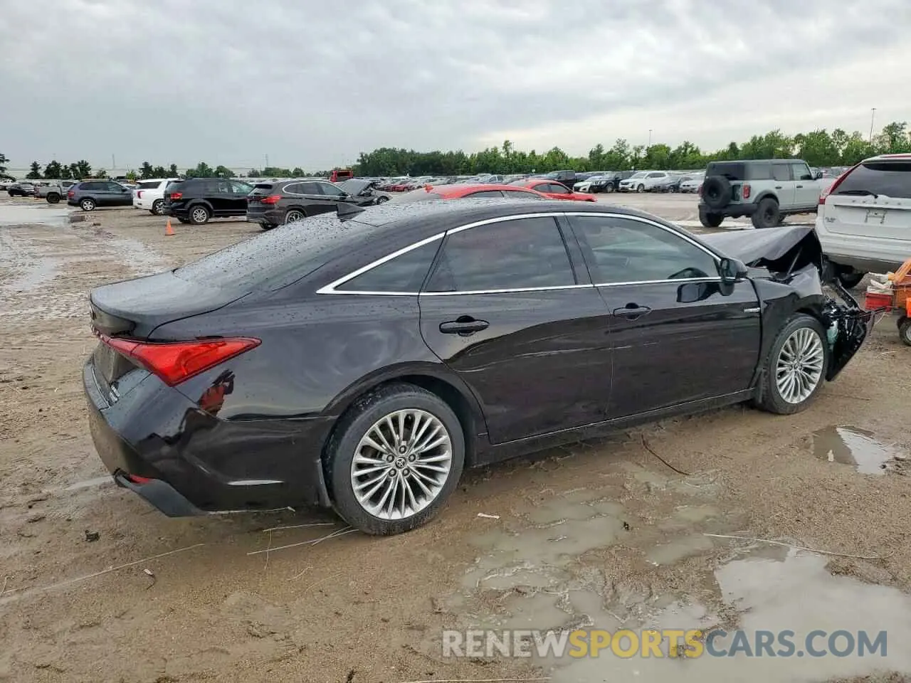 3 Photograph of a damaged car 4T1CA1AB9MU008009 TOYOTA AVALON 2021