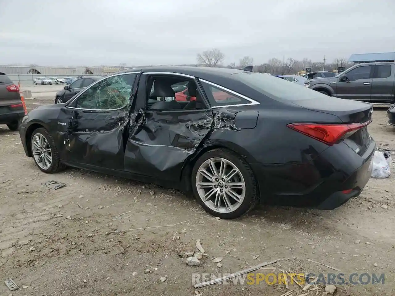 2 Photograph of a damaged car 4T1DA1AB0MU010767 TOYOTA AVALON 2021