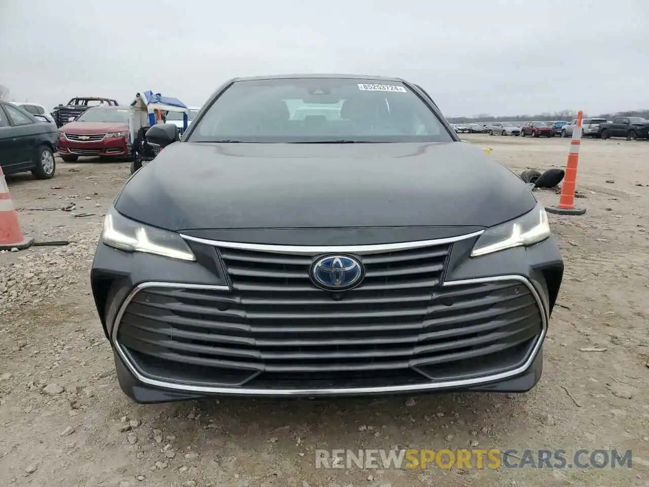 5 Photograph of a damaged car 4T1DA1AB0MU010767 TOYOTA AVALON 2021