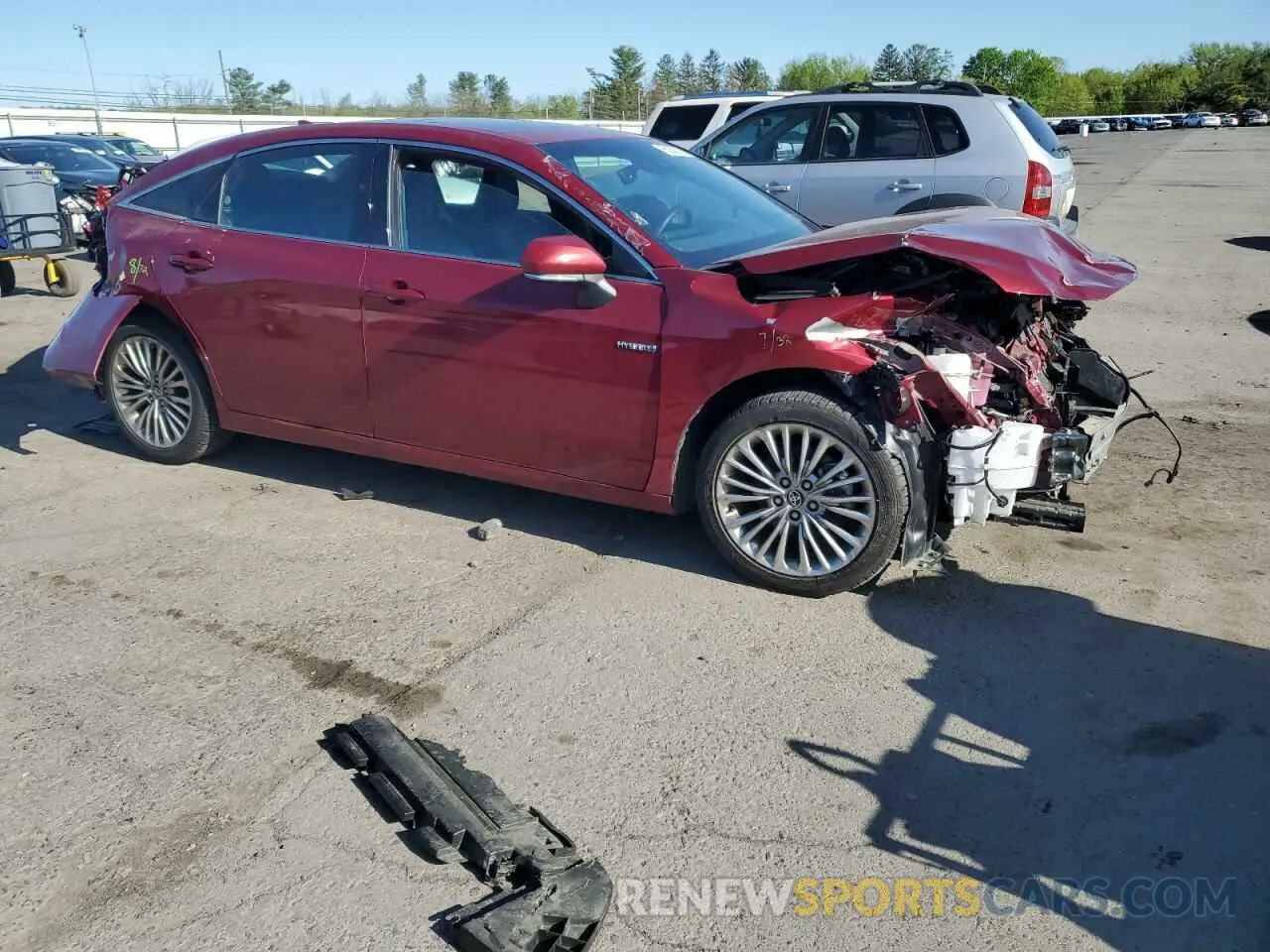 4 Photograph of a damaged car 4T1DA1AB1MU001253 TOYOTA AVALON 2021