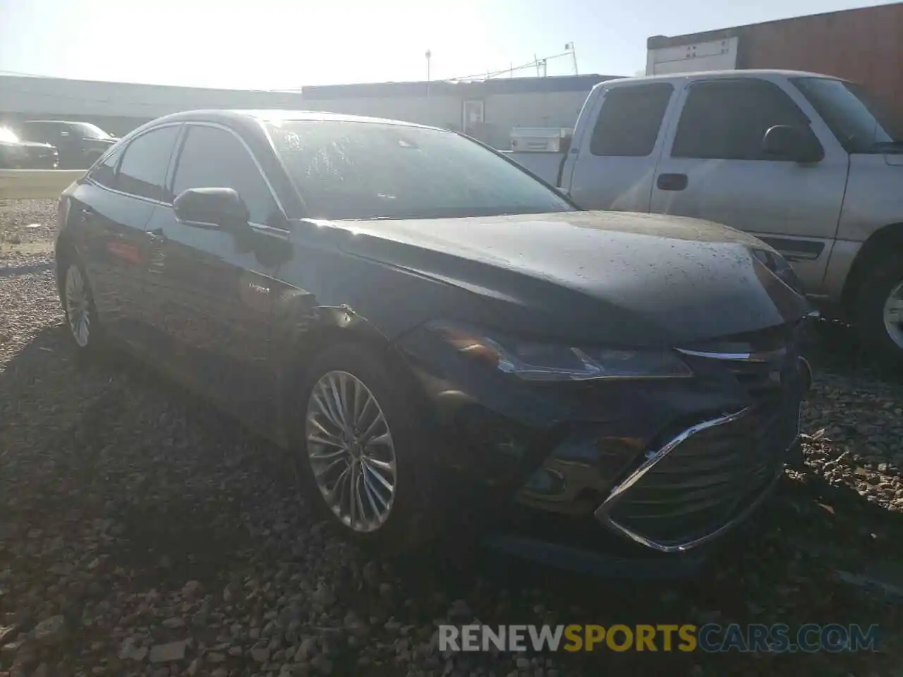 1 Photograph of a damaged car 4T1DA1AB1MU004833 TOYOTA AVALON 2021