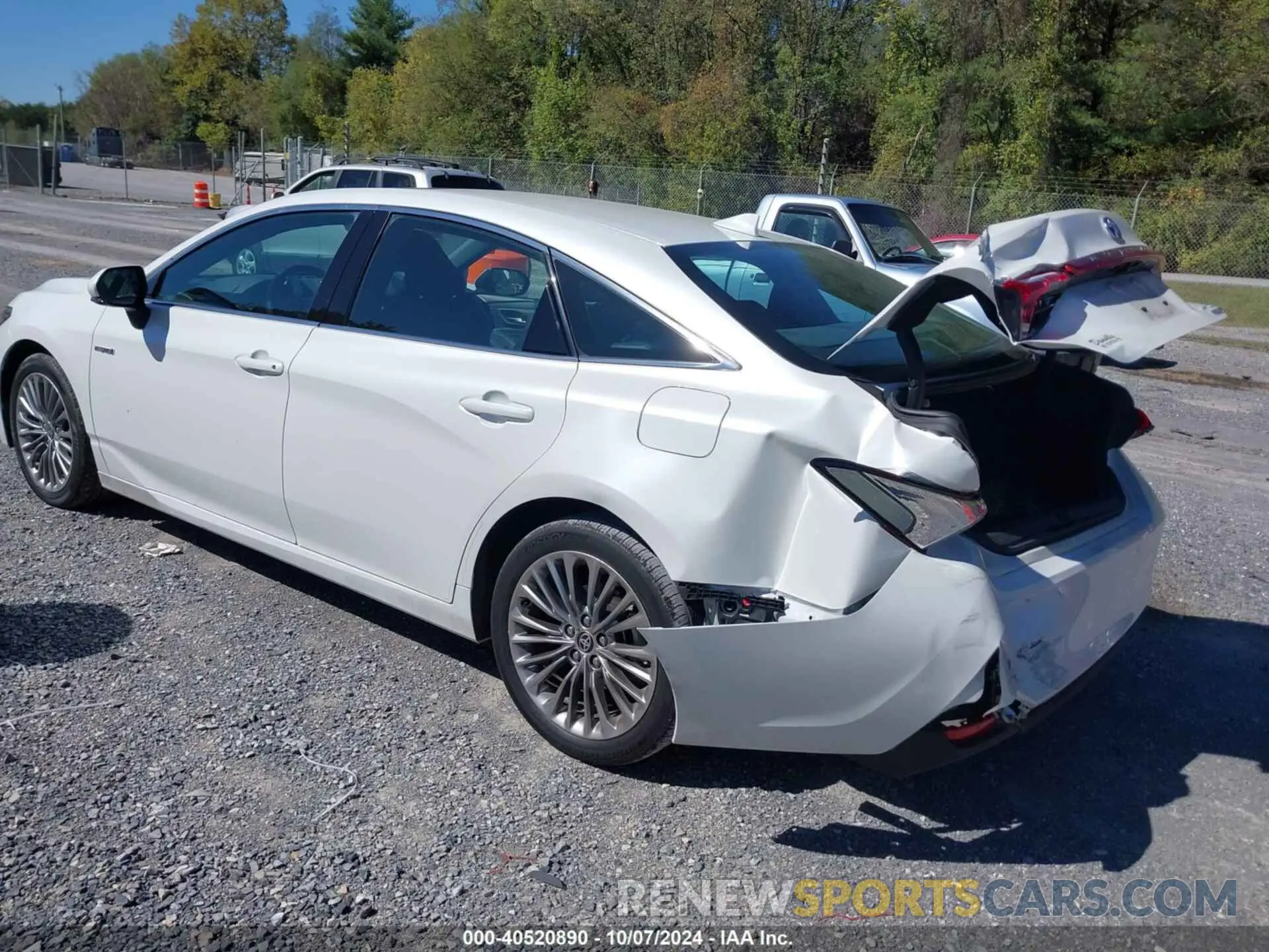 3 Photograph of a damaged car 4T1DA1AB1MU006842 TOYOTA AVALON 2021