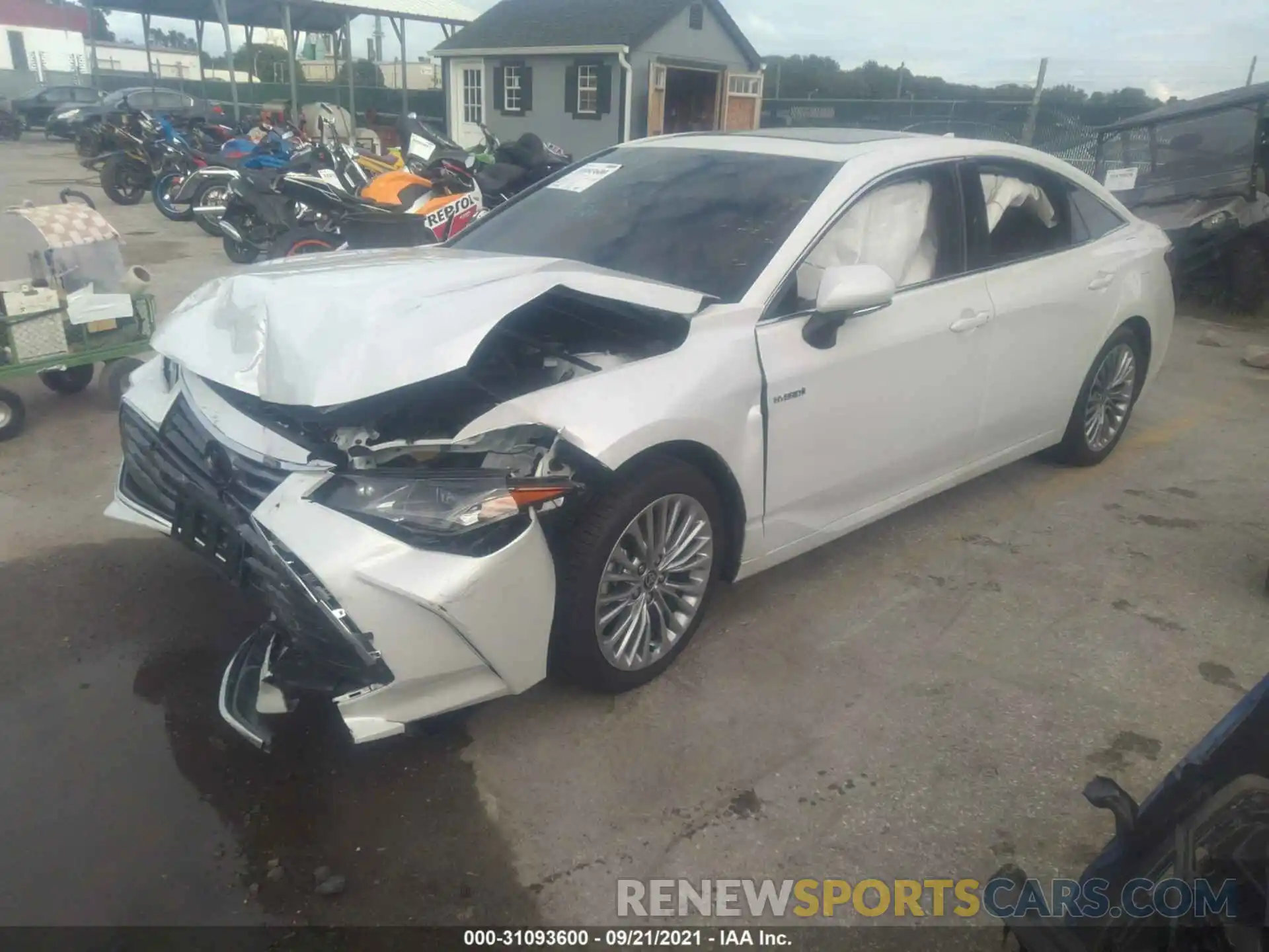 2 Photograph of a damaged car 4T1DA1AB2MU006509 TOYOTA AVALON 2021