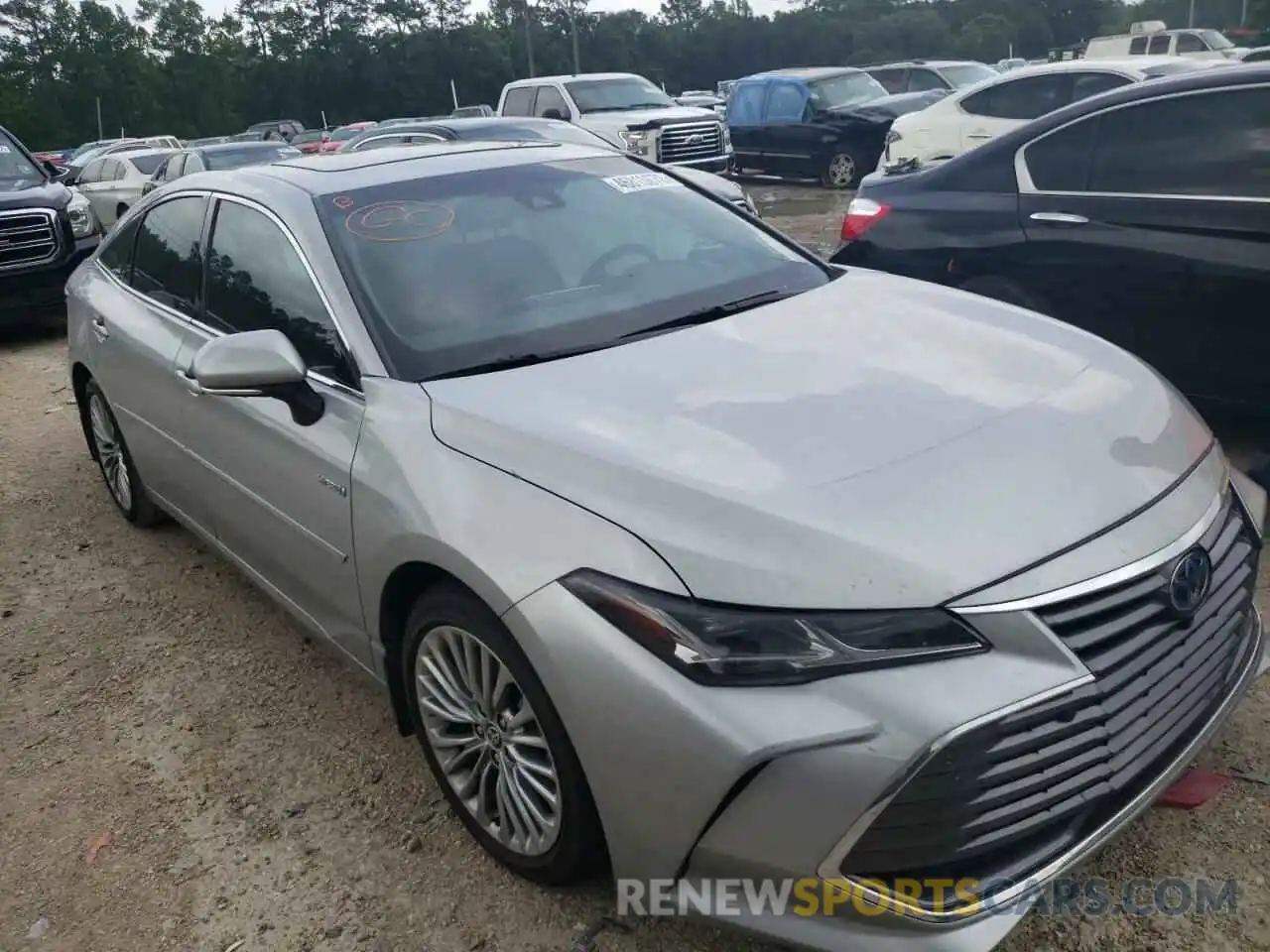 1 Photograph of a damaged car 4T1DA1AB2MU009233 TOYOTA AVALON 2021