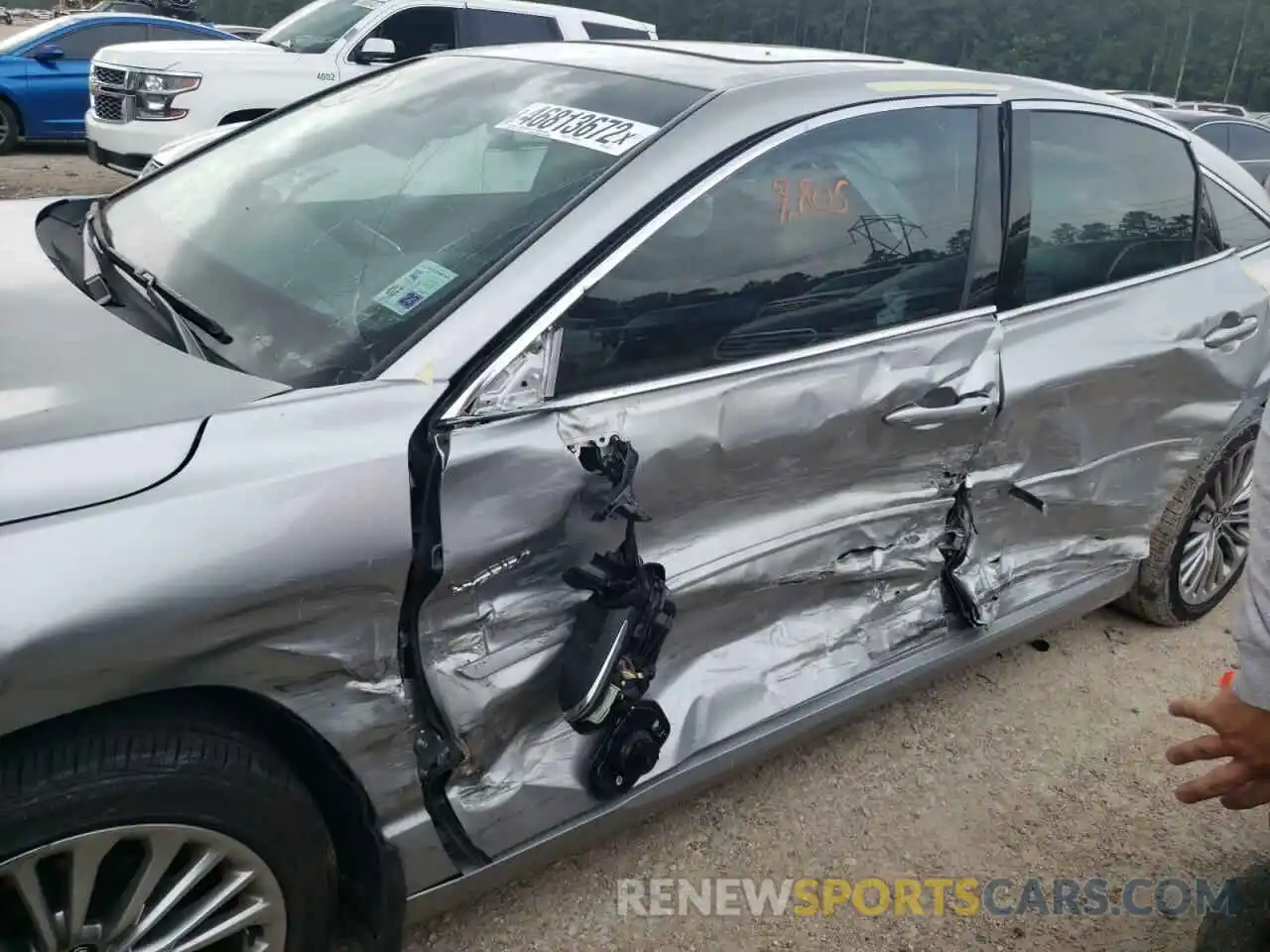 9 Photograph of a damaged car 4T1DA1AB2MU009233 TOYOTA AVALON 2021