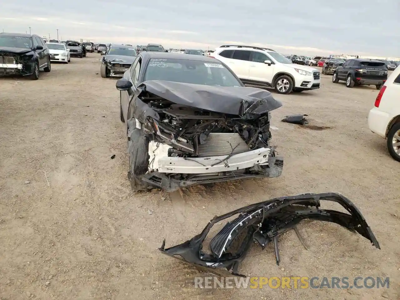 9 Photograph of a damaged car 4T1DA1AB3MU001187 TOYOTA AVALON 2021