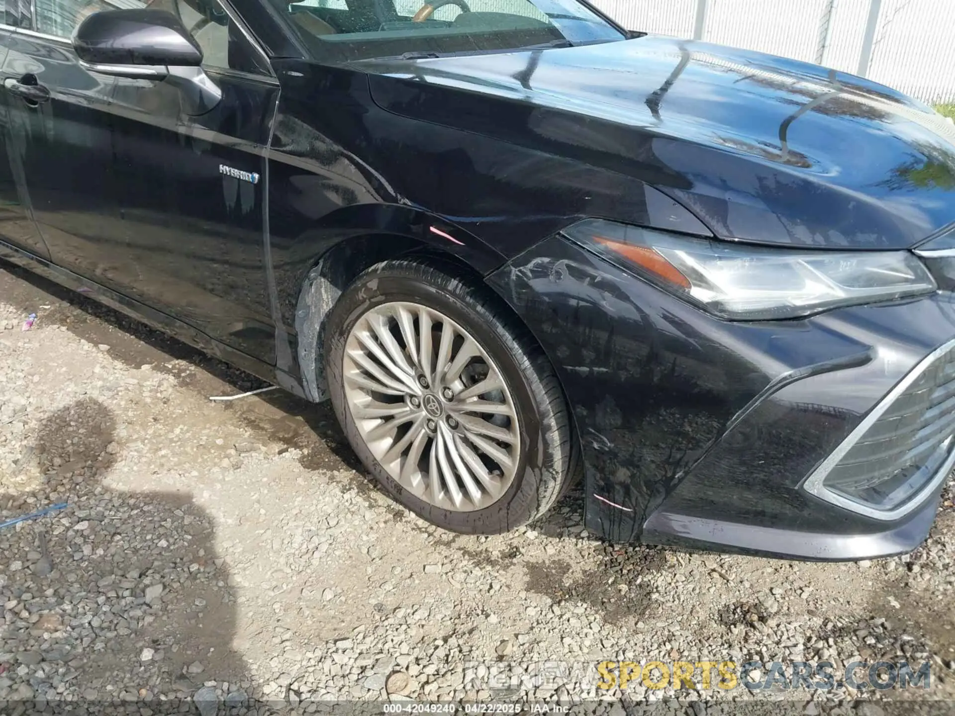 1 Photograph of a damaged car 4T1DA1AB3MU002016 TOYOTA AVALON 2021