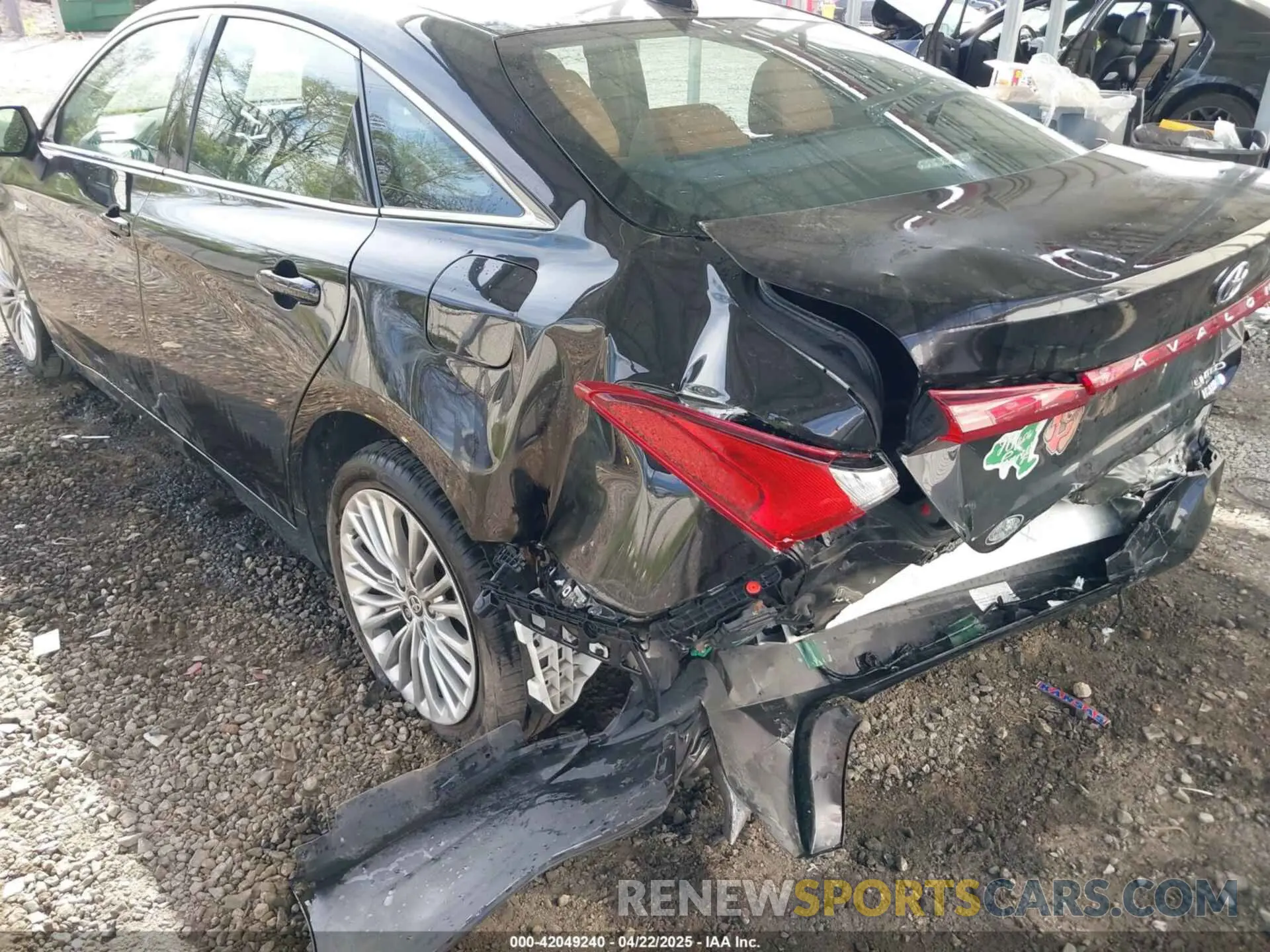 3 Photograph of a damaged car 4T1DA1AB3MU002016 TOYOTA AVALON 2021