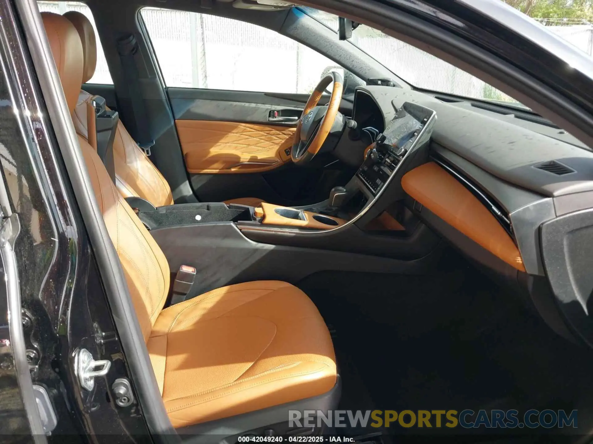 5 Photograph of a damaged car 4T1DA1AB3MU002016 TOYOTA AVALON 2021