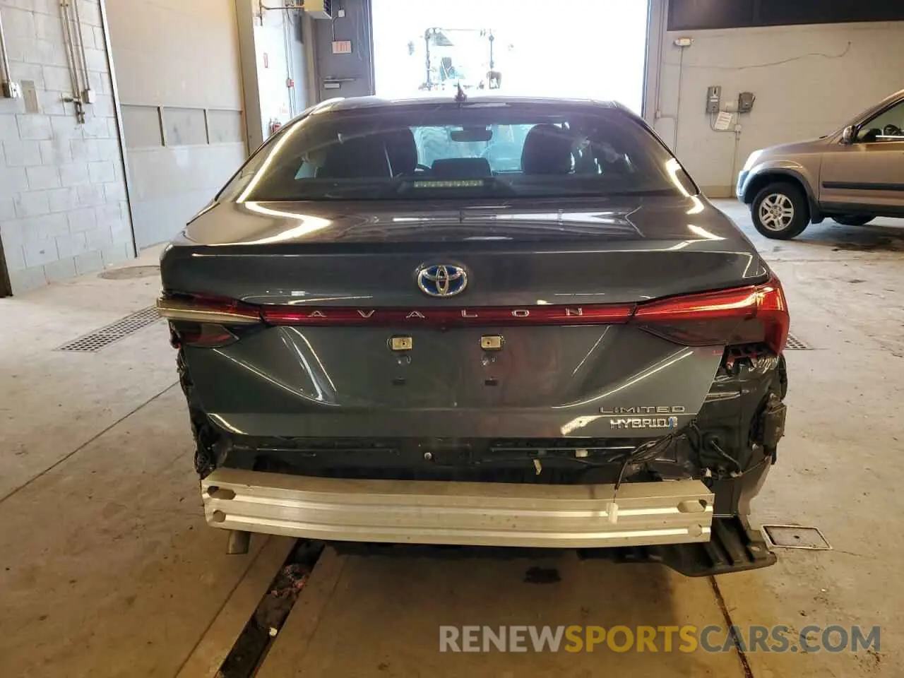 6 Photograph of a damaged car 4T1DA1AB5MU005449 TOYOTA AVALON 2021