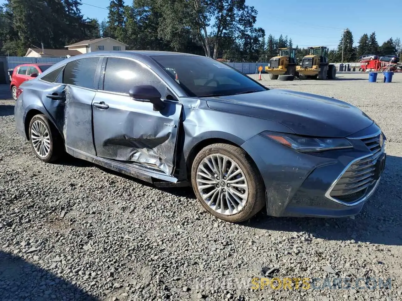 4 Photograph of a damaged car 4T1DA1AB5MU007279 TOYOTA AVALON 2021