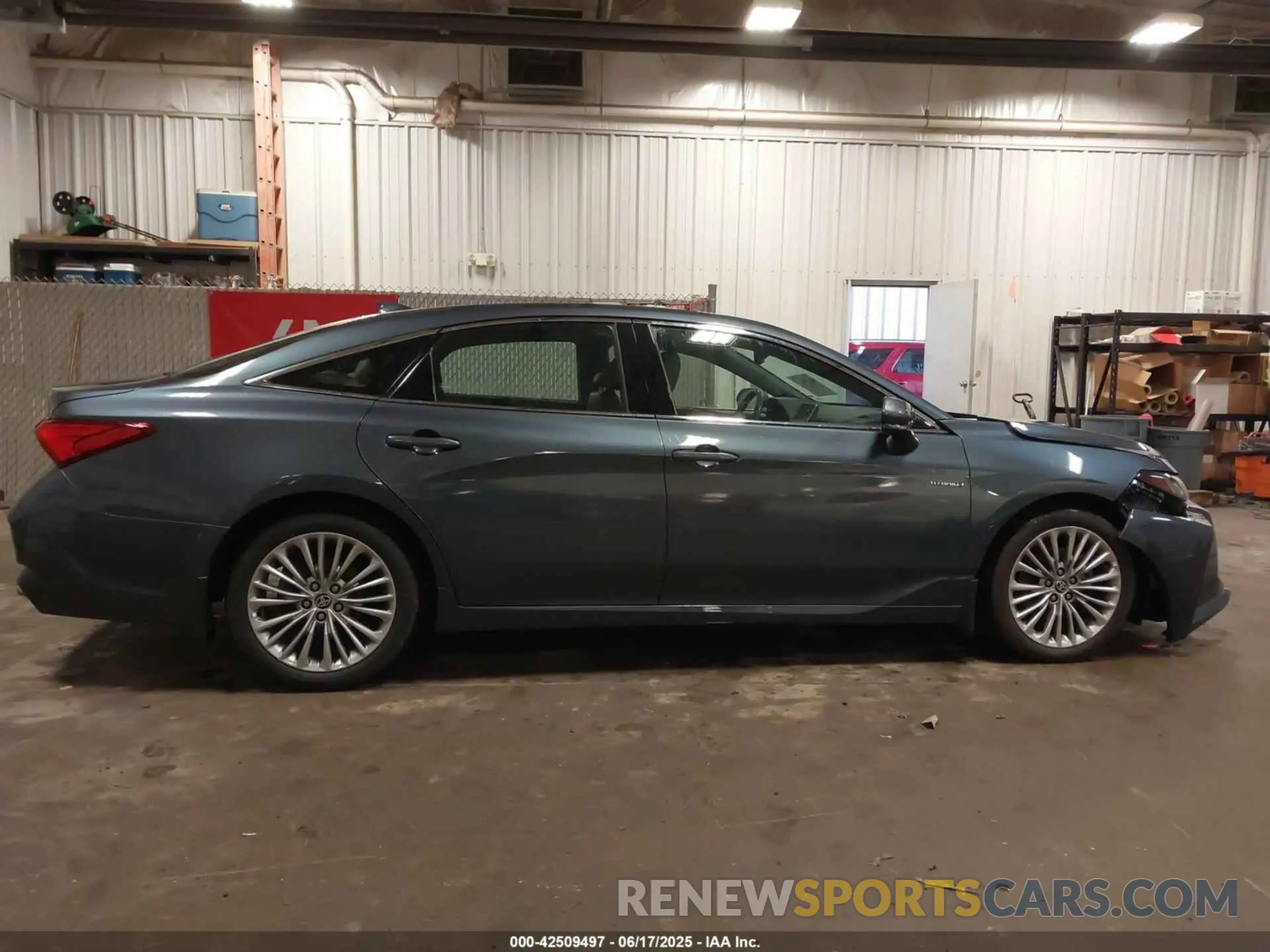 13 Photograph of a damaged car 4T1DA1AB5MU010456 TOYOTA AVALON 2021