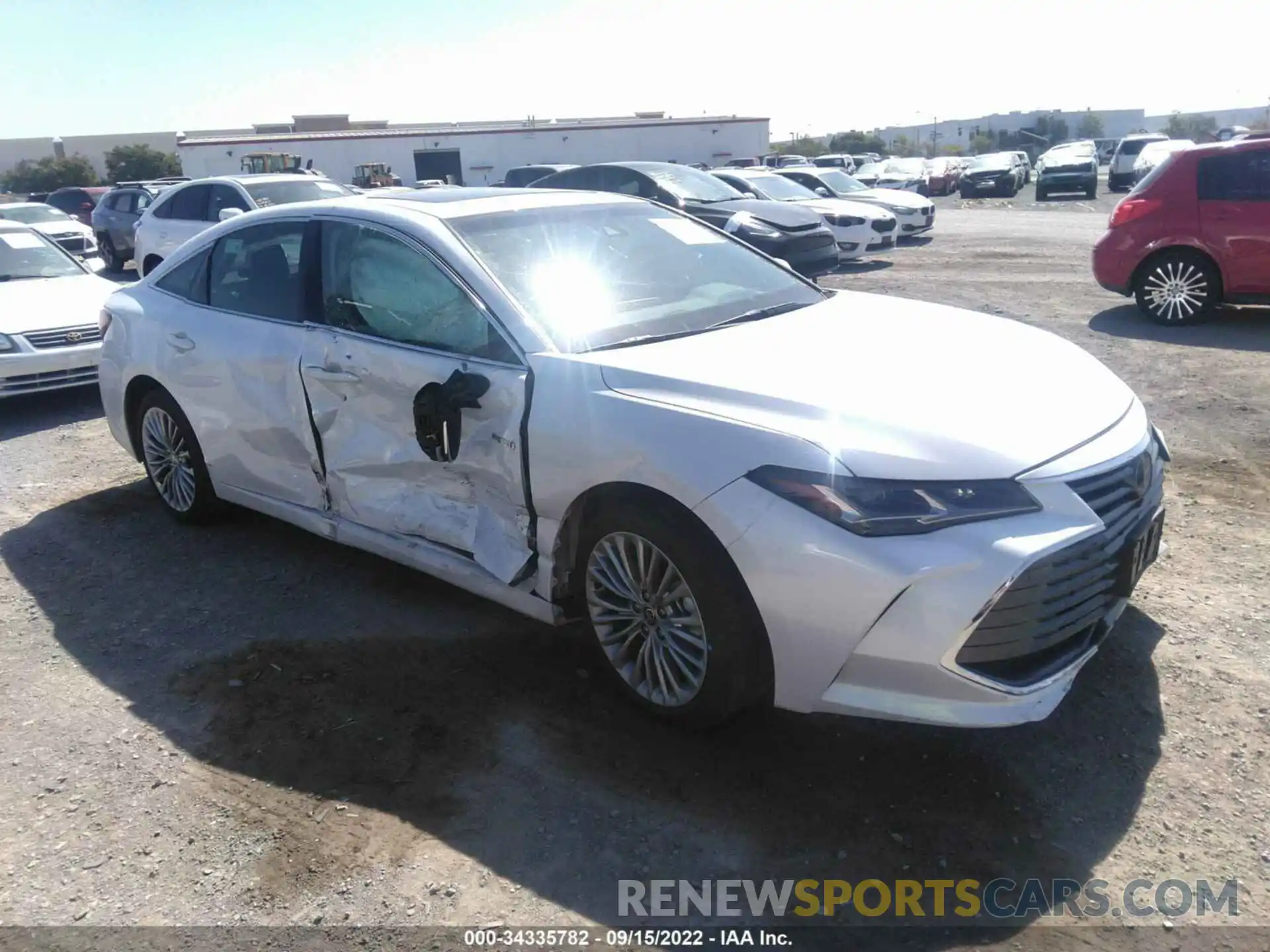 1 Photograph of a damaged car 4T1DA1AB6MU010143 TOYOTA AVALON 2021