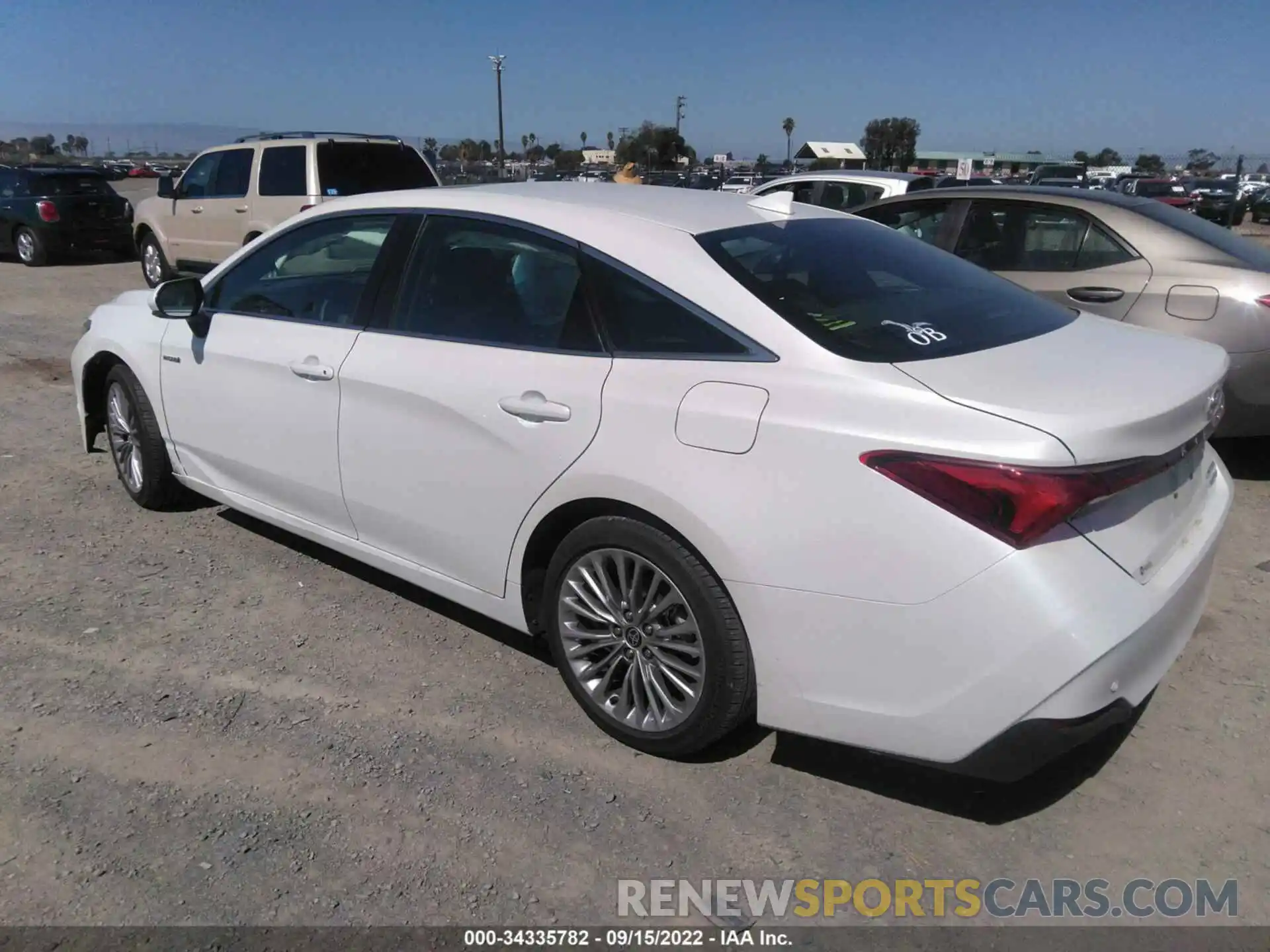 3 Photograph of a damaged car 4T1DA1AB6MU010143 TOYOTA AVALON 2021