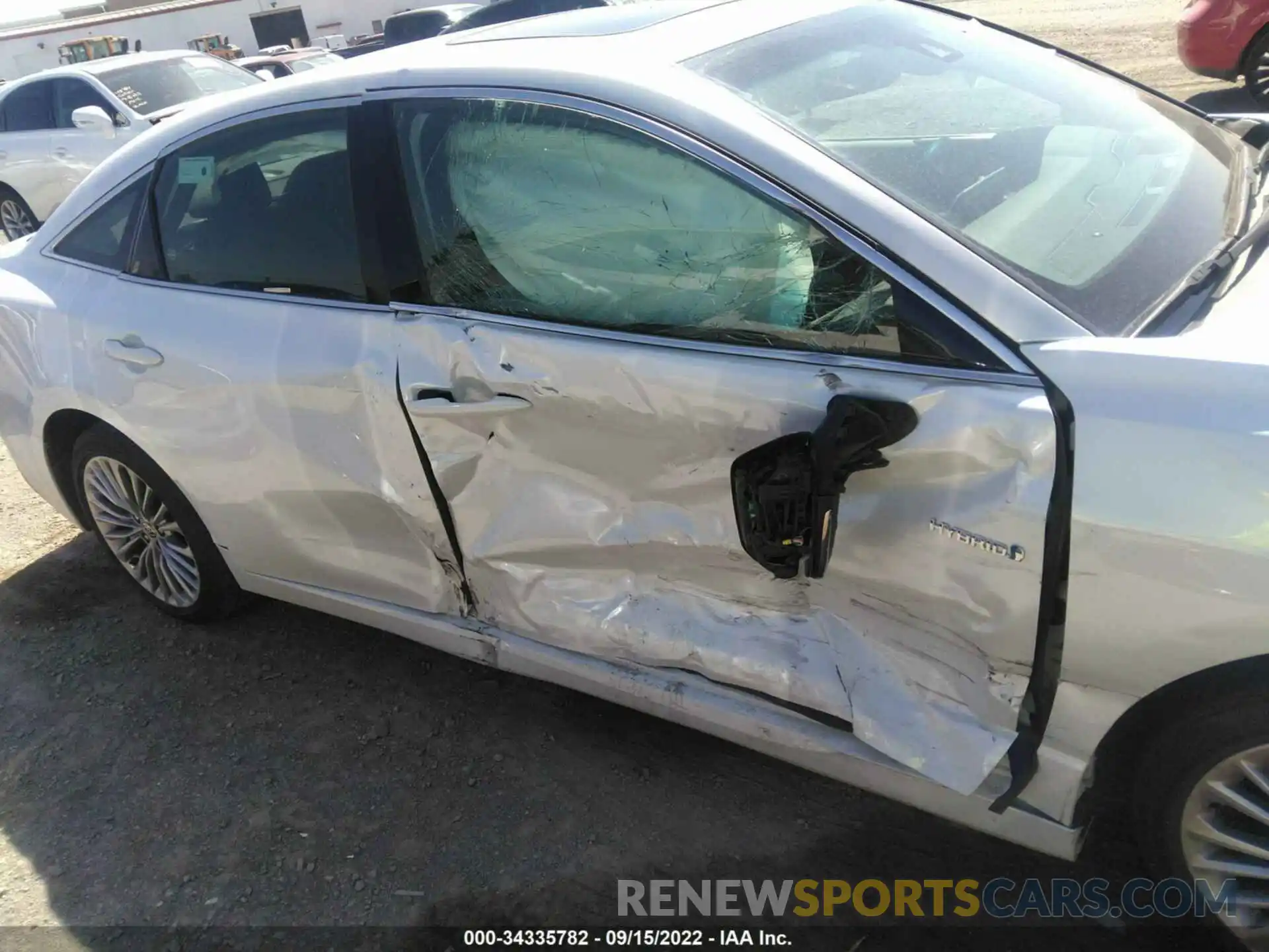 6 Photograph of a damaged car 4T1DA1AB6MU010143 TOYOTA AVALON 2021