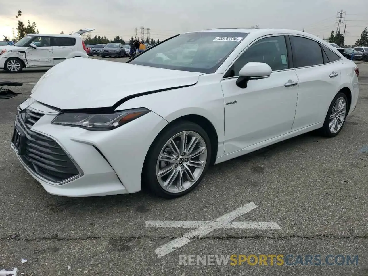 1 Photograph of a damaged car 4T1DA1AB6MU010451 TOYOTA AVALON 2021