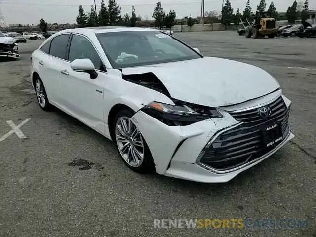 11 Photograph of a damaged car 4T1DA1AB6MU010451 TOYOTA AVALON 2021